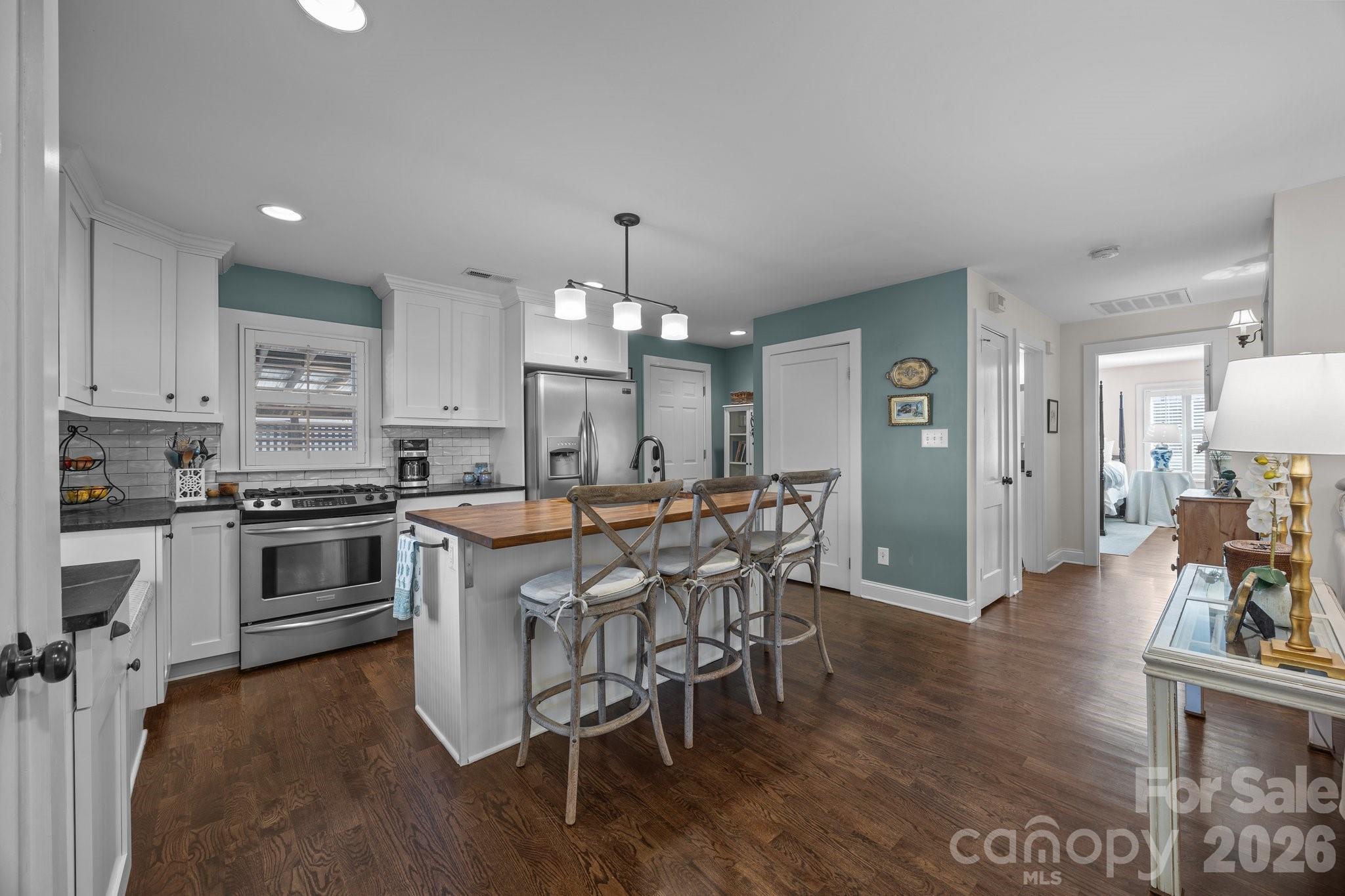 106 N Turner Avenue — Charlotte