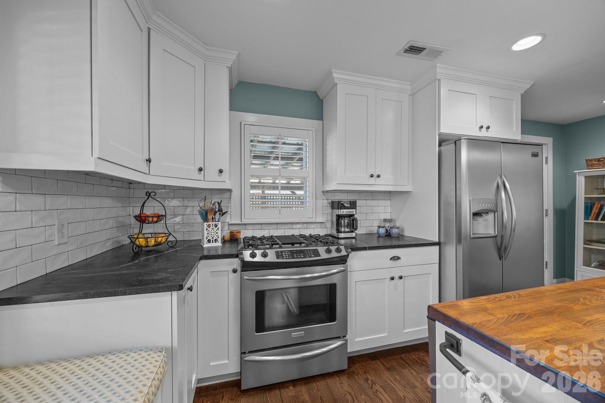 106 N Turner Avenue — Charlotte