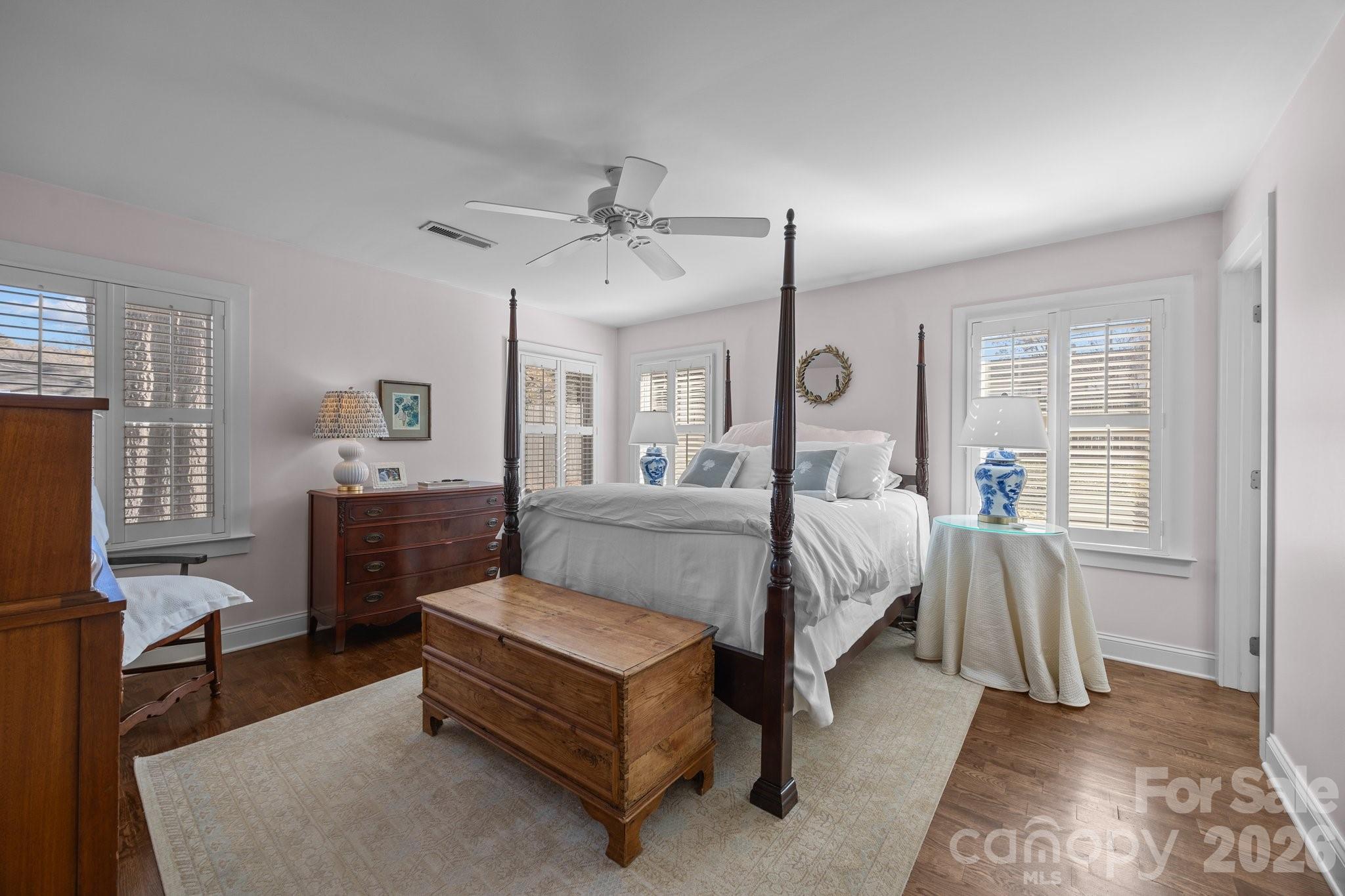 106 N Turner Avenue — Charlotte