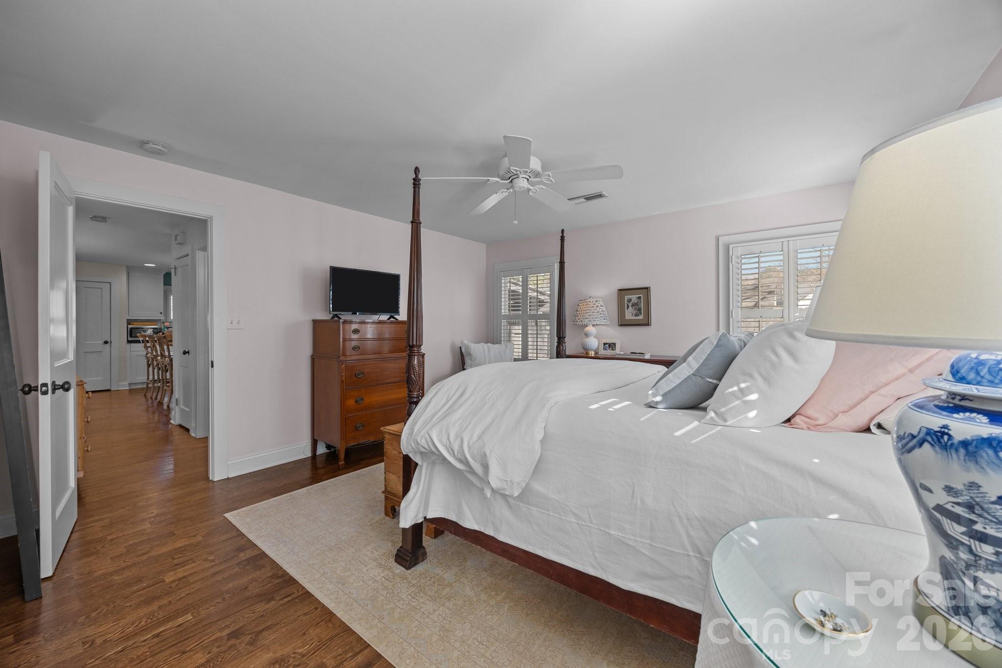 106 N Turner Avenue — Charlotte