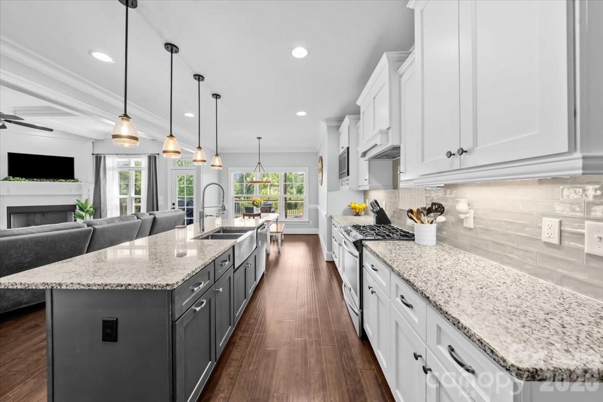 7105 Rae Farms Way — Greensboro