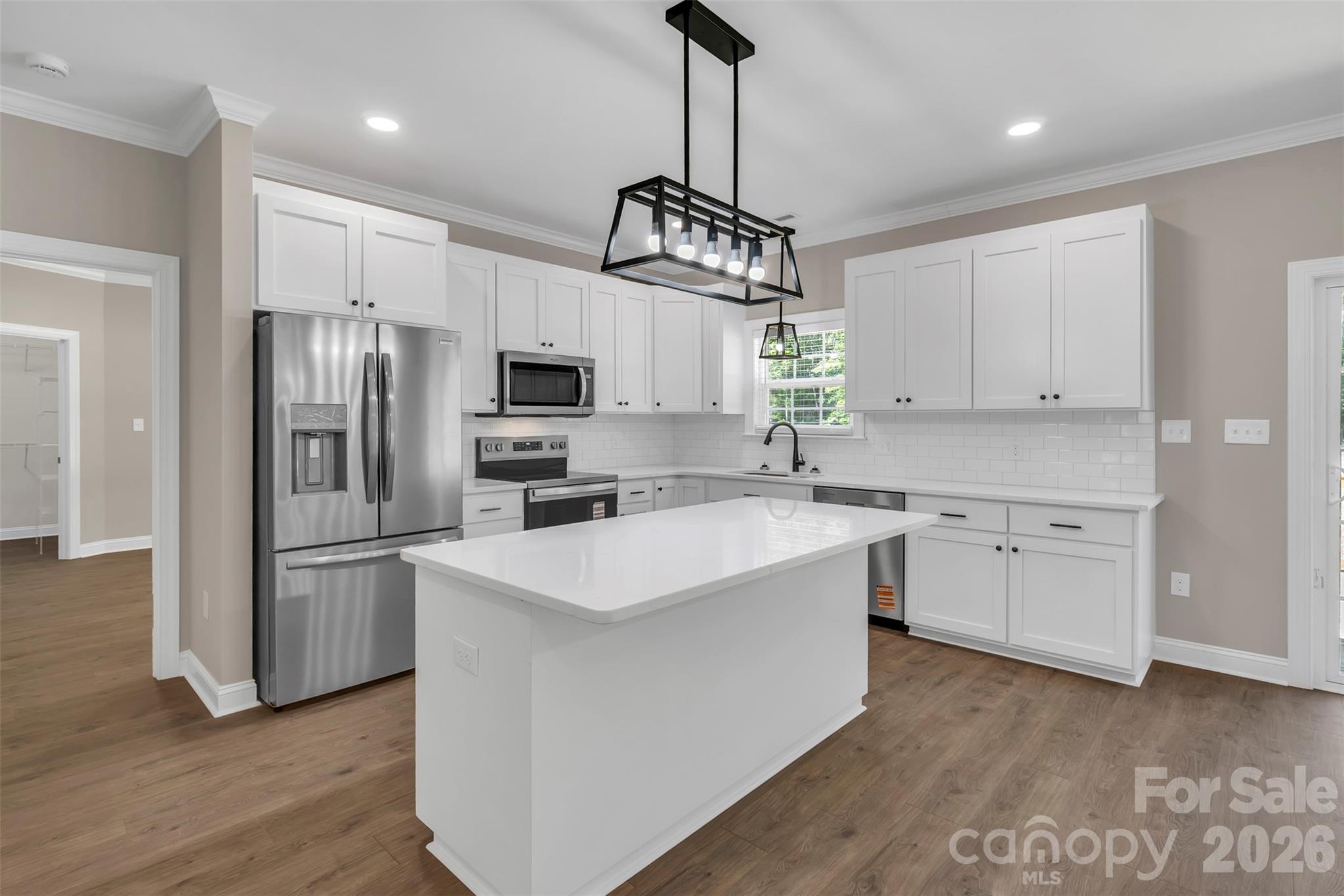 00 Cimmeron Road — Lancaster