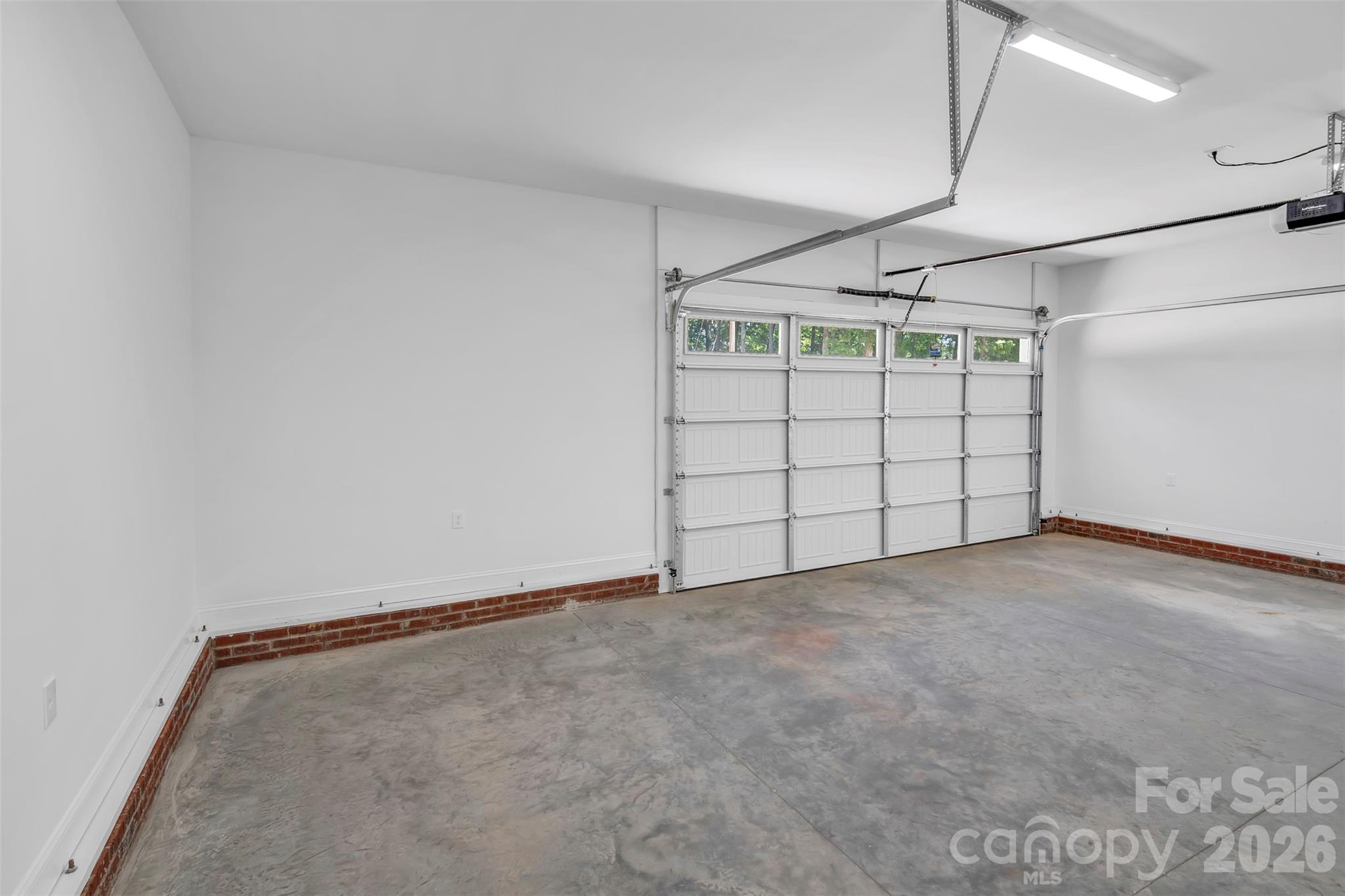 00 Cimmeron Road — Lancaster