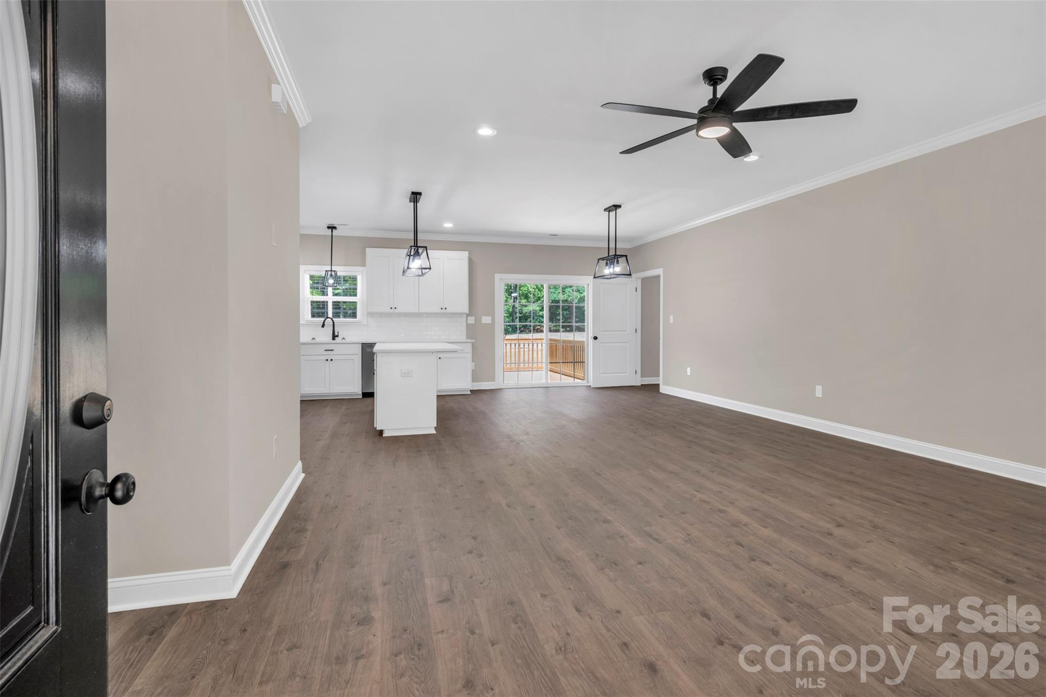 00 Cimmeron Road — Lancaster