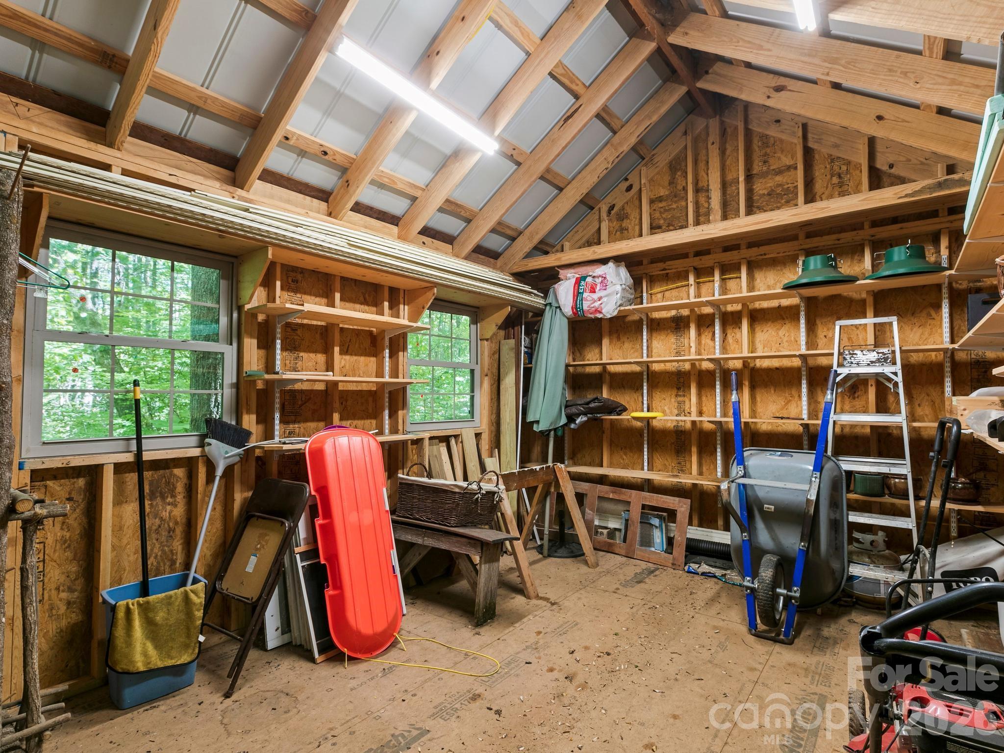 160 Little Mine Mountain Drive — Saluda