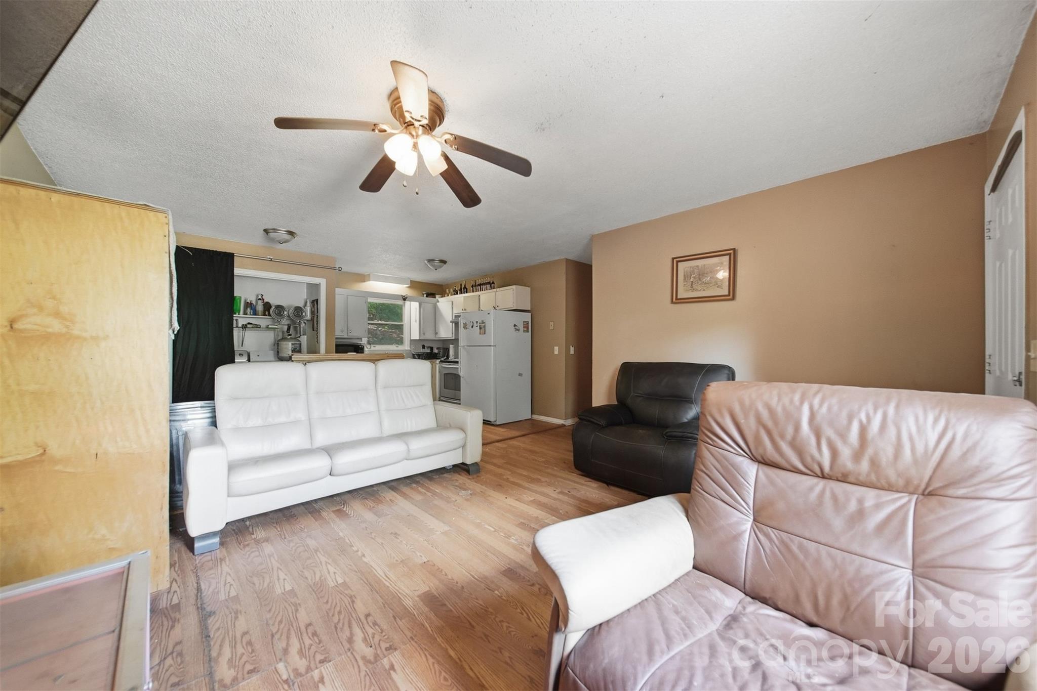 1006 Perkins Place — Lenoir