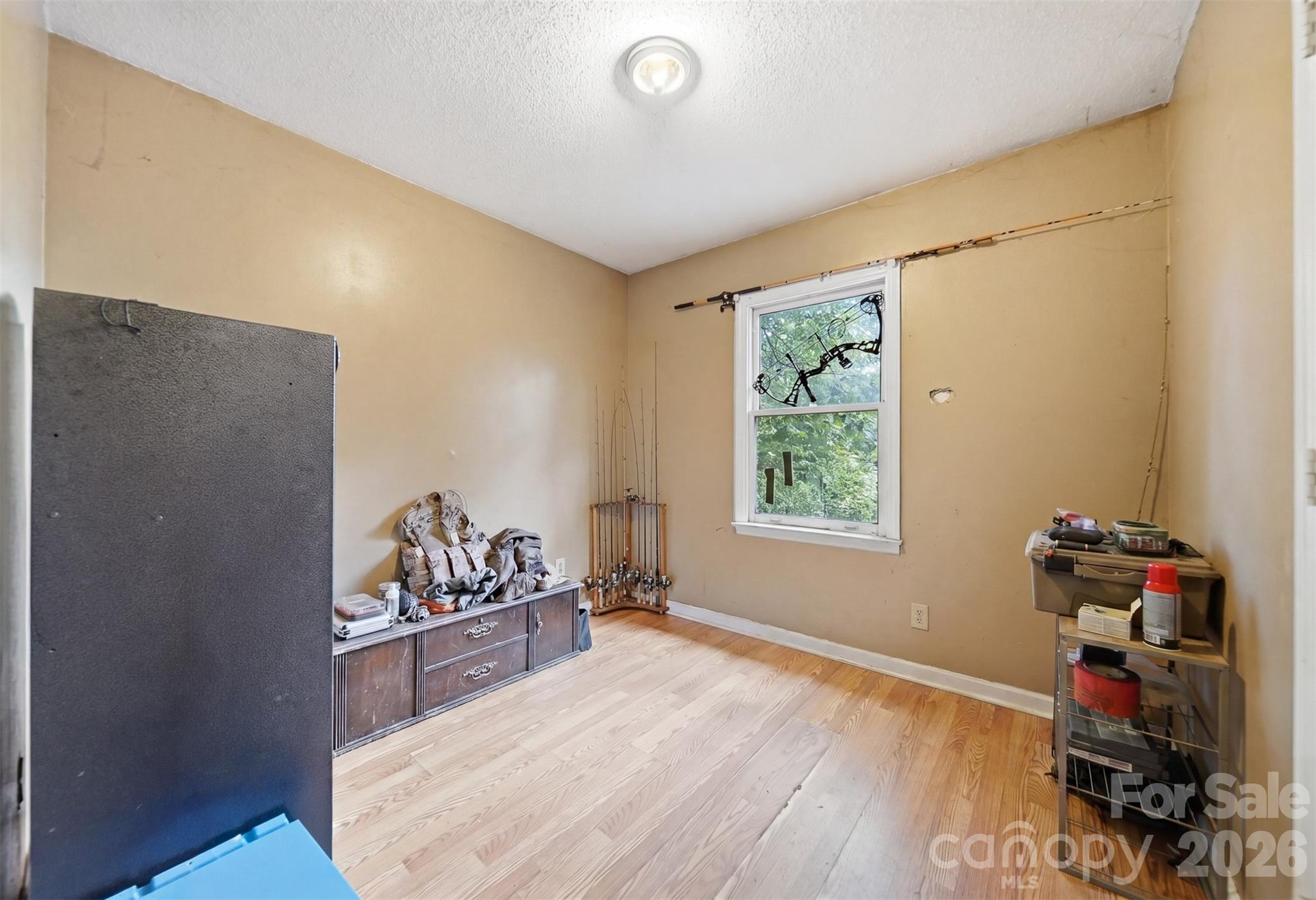 1006 Perkins Place — Lenoir