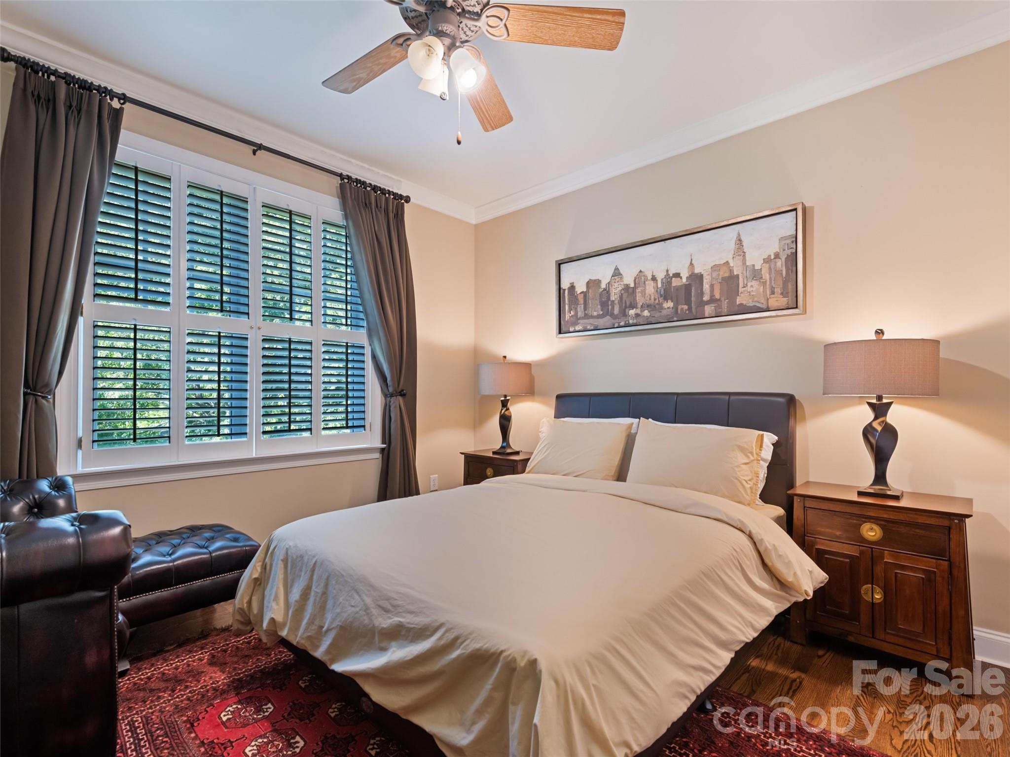 5 Split Creek Court — Mills River