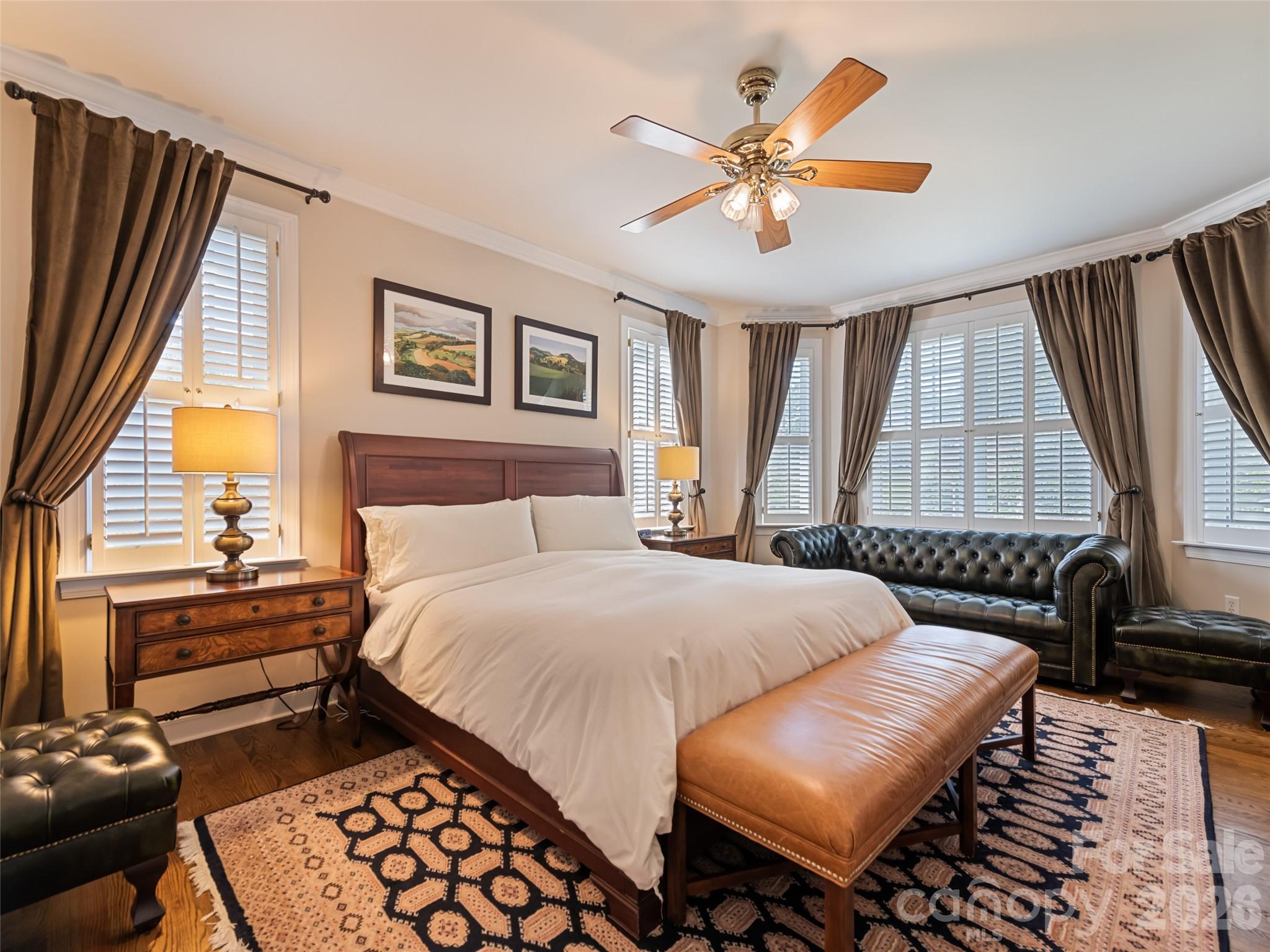 5 Split Creek Court — Mills River