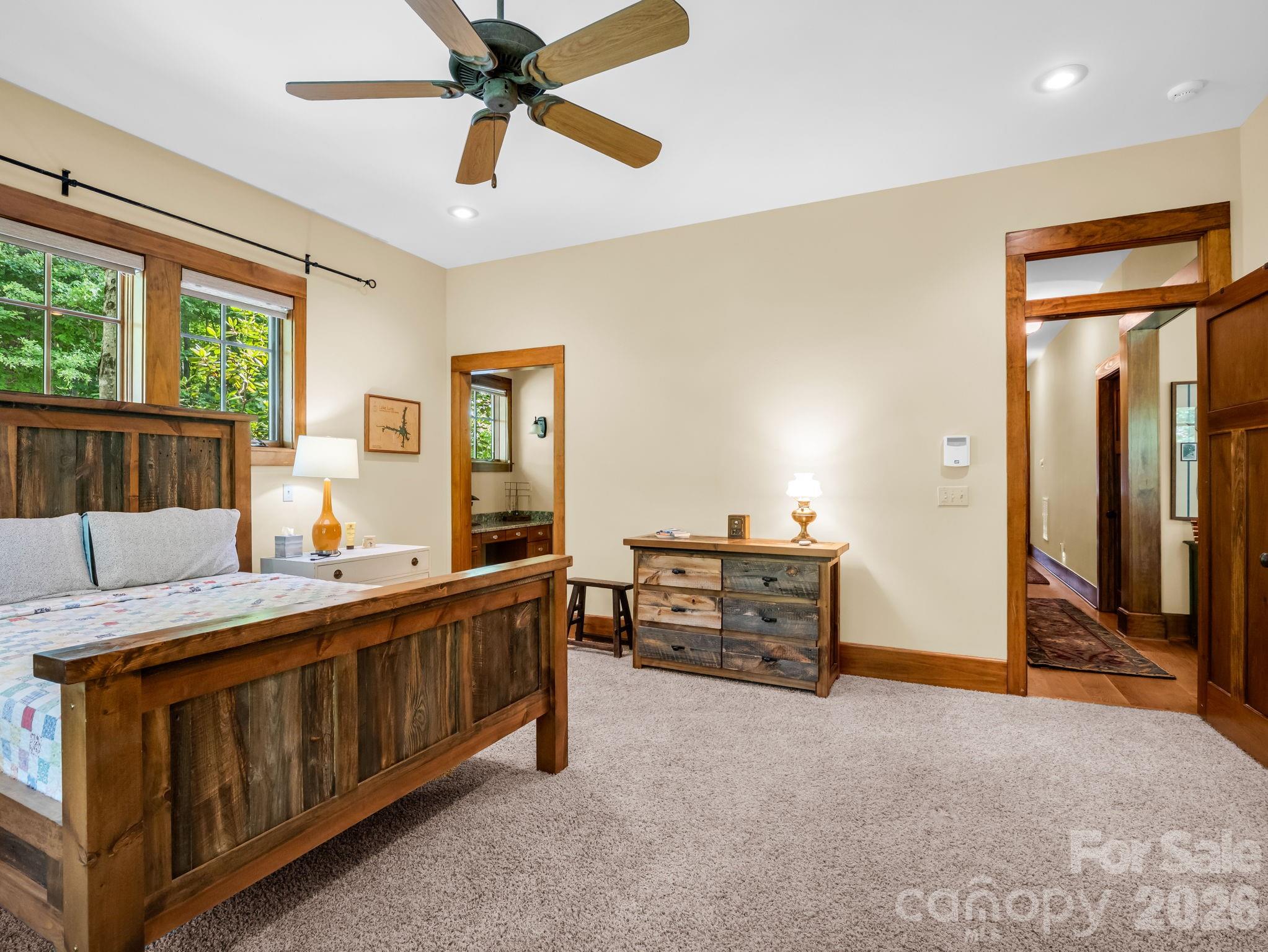 5 Longfellow Drive — Black Mountain
