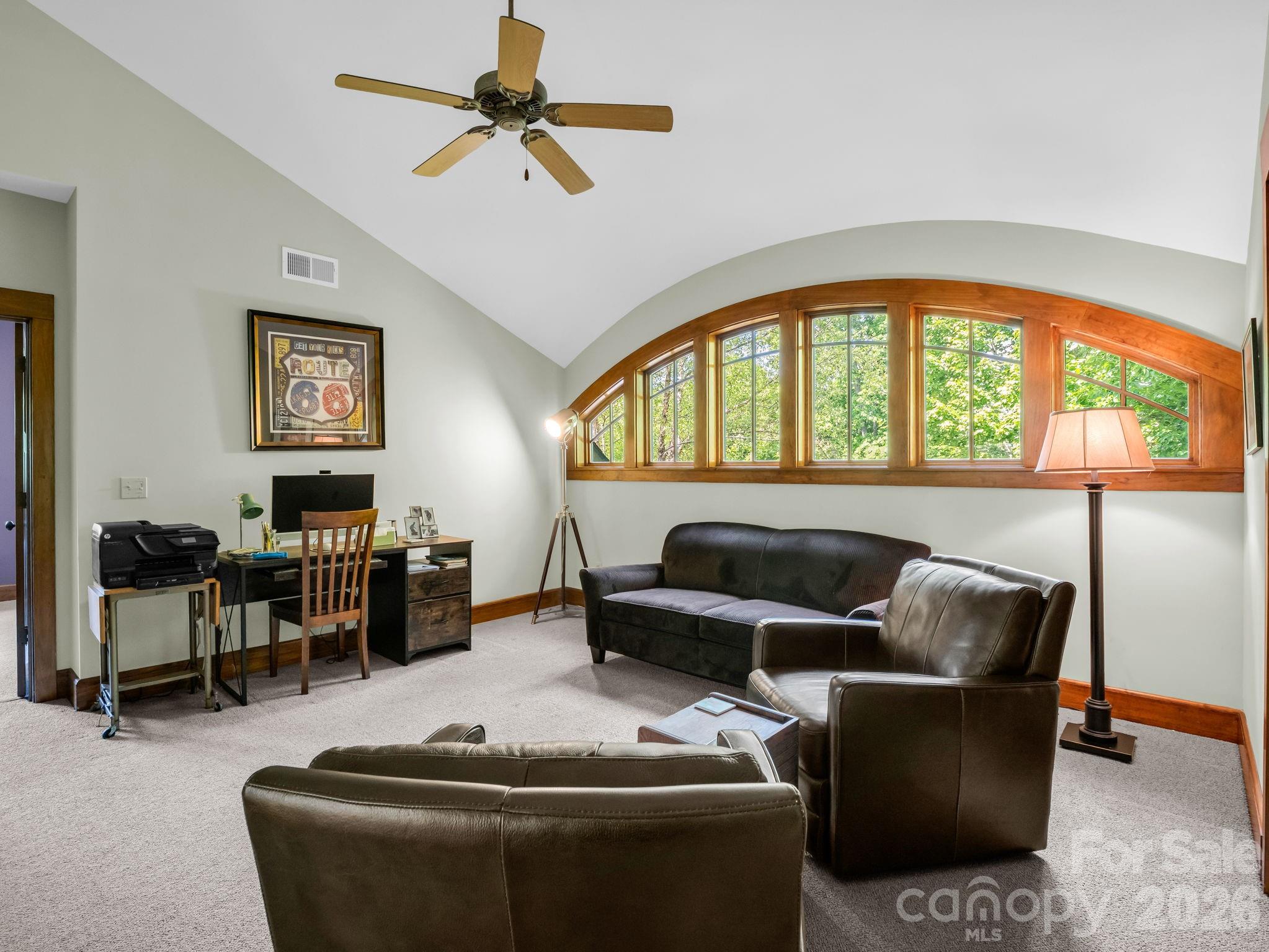 5 Longfellow Drive — Black Mountain