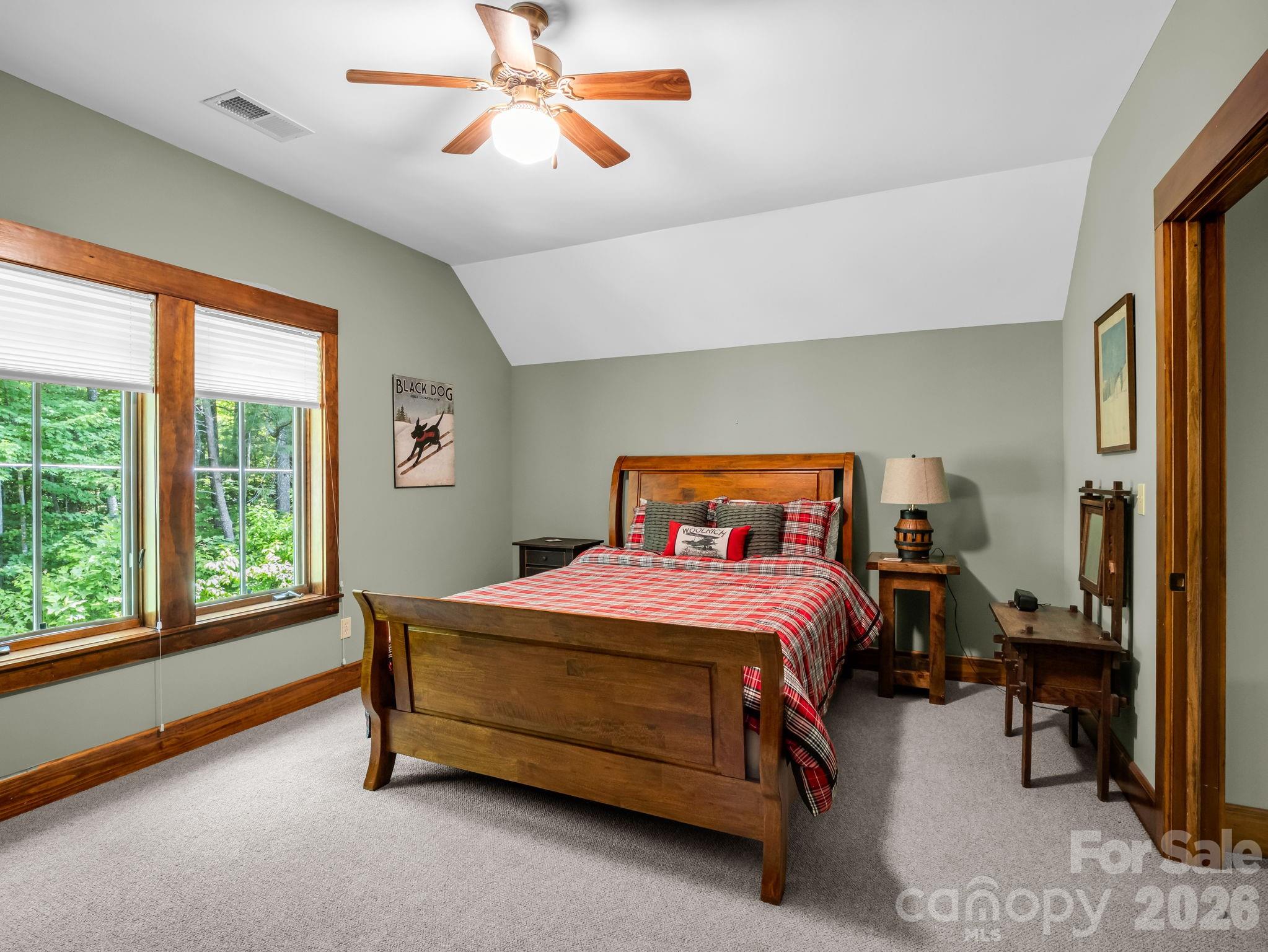 5 Longfellow Drive — Black Mountain
