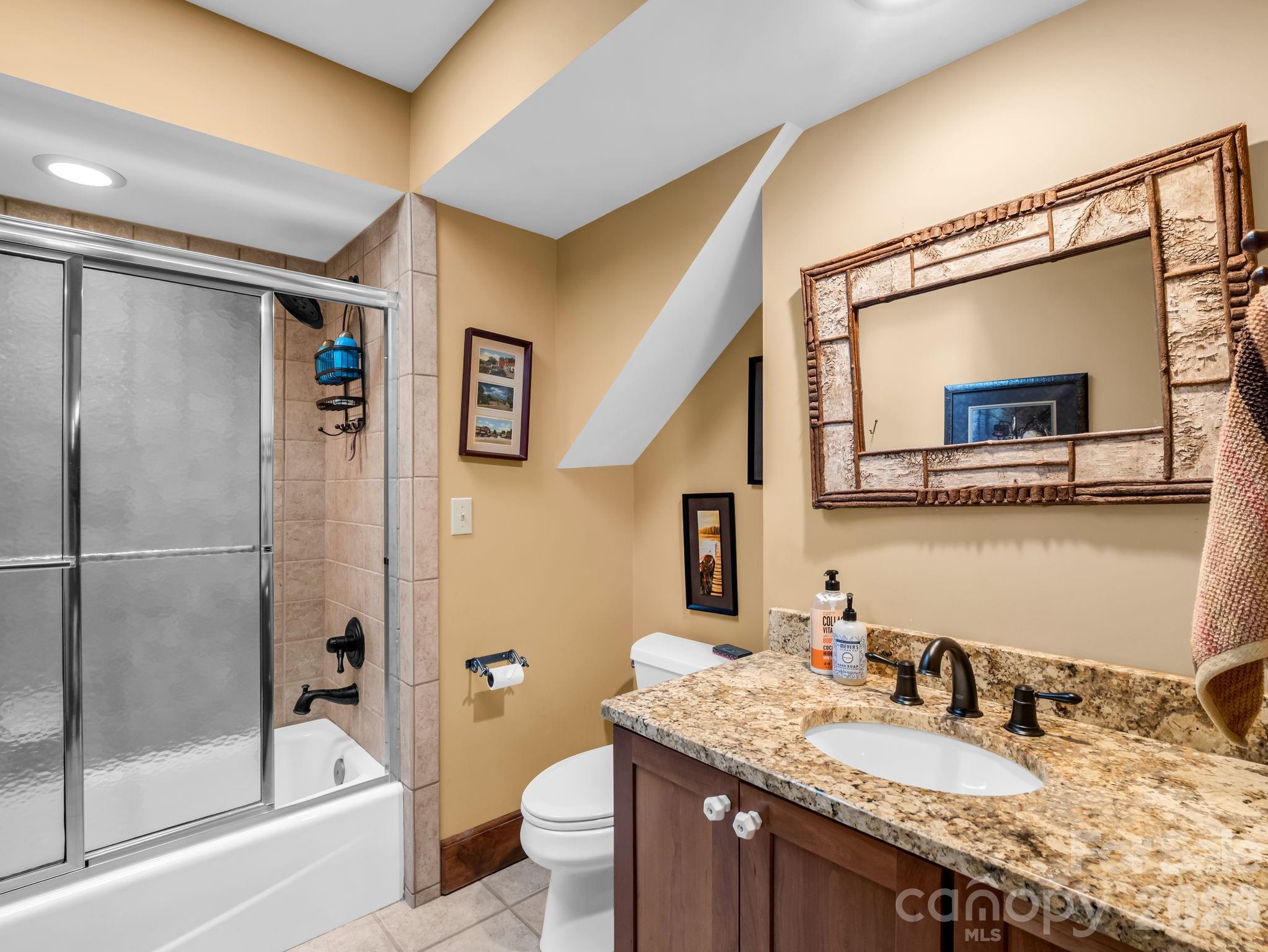 5 Longfellow Drive — Black Mountain