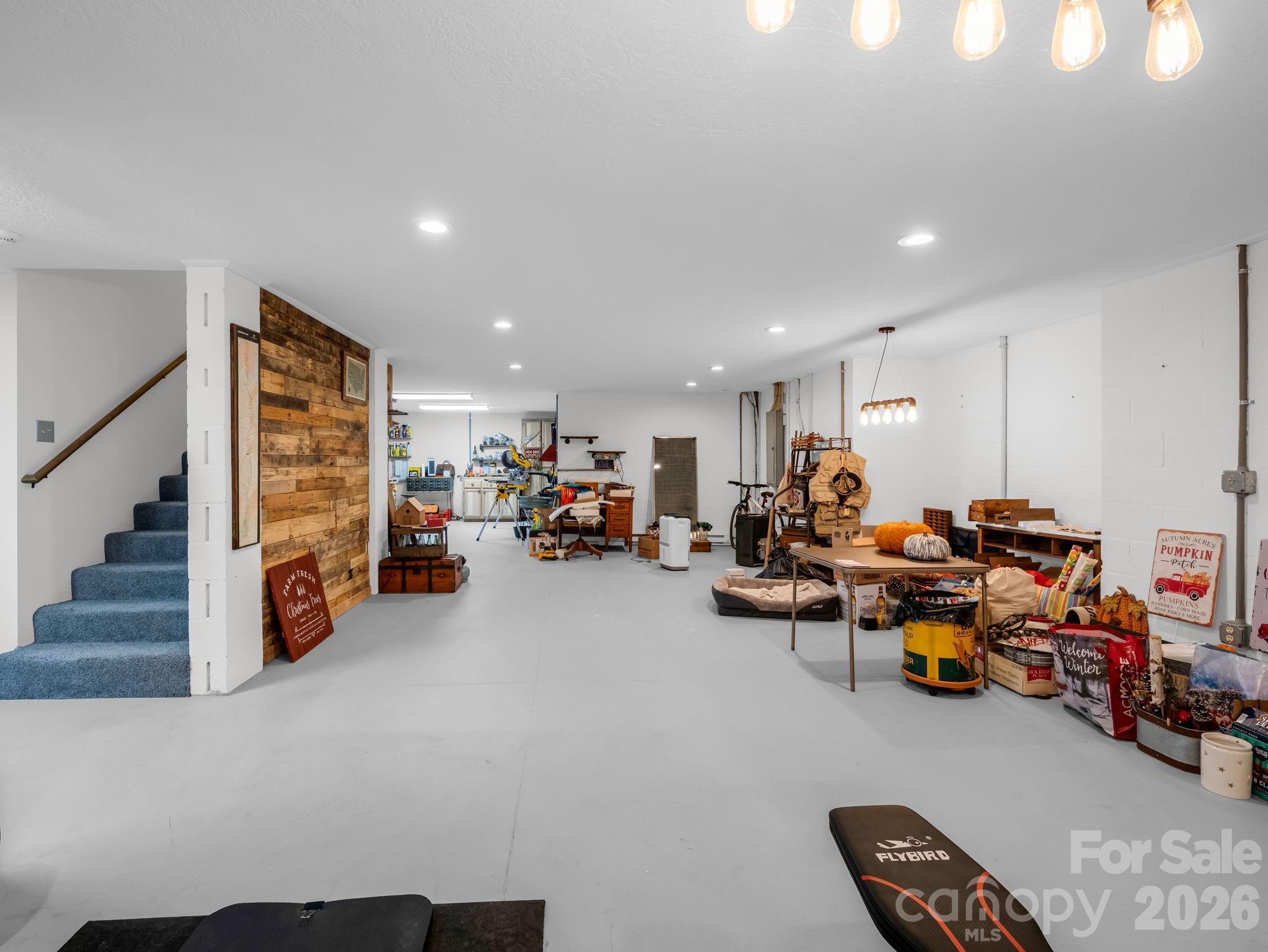 5 Longfellow Drive — Black Mountain