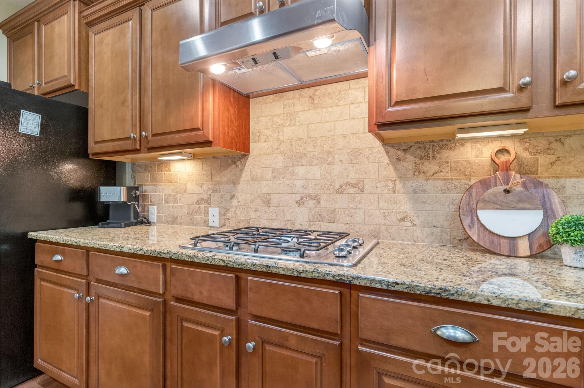 321 Calming Way — Tega Cay