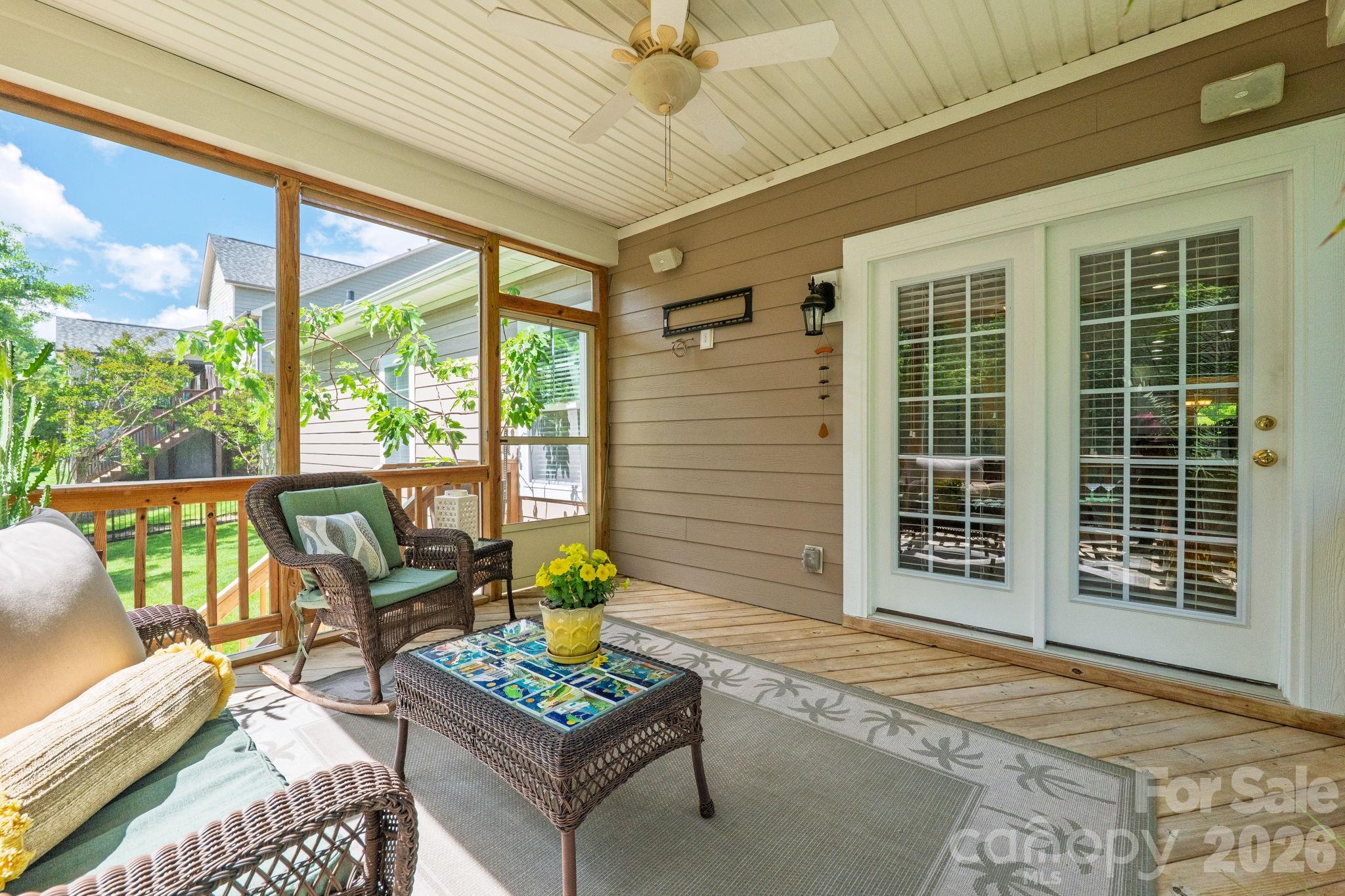 321 Calming Way — Tega Cay