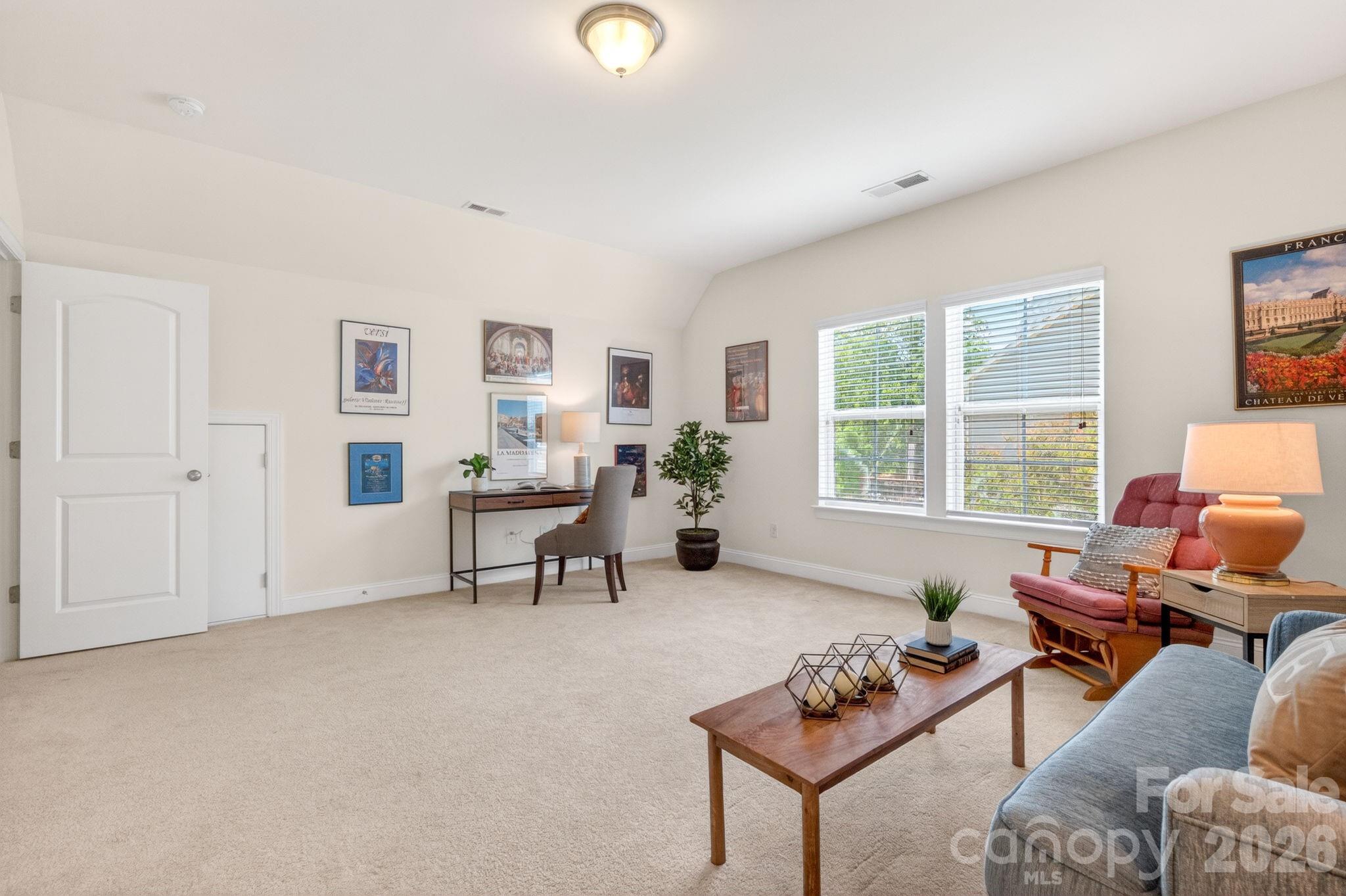 321 Calming Way — Tega Cay