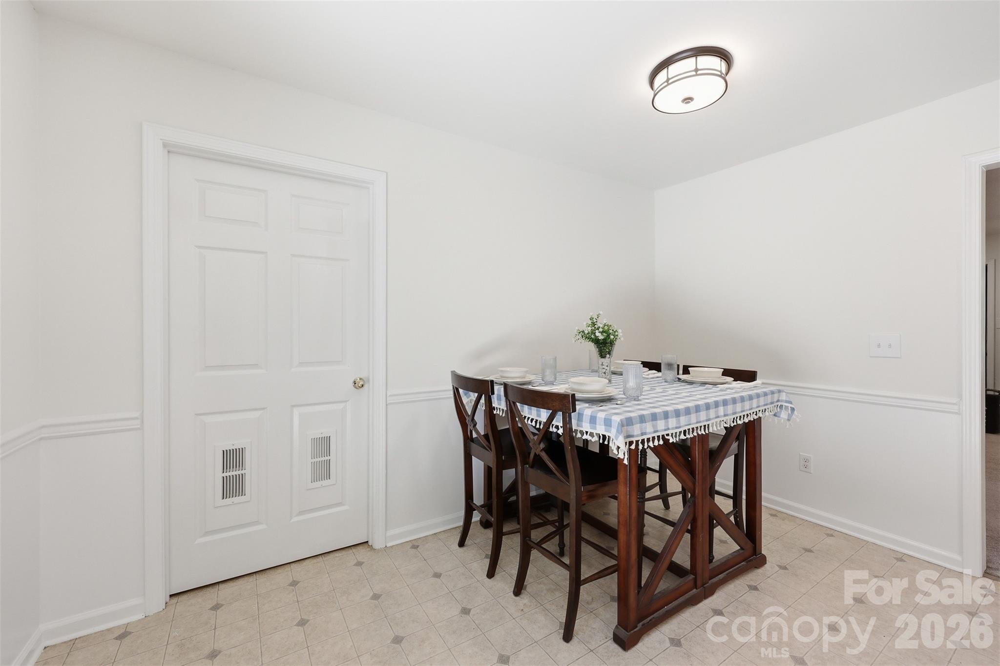 913 Pleasant Ridge Road — Fort Mill