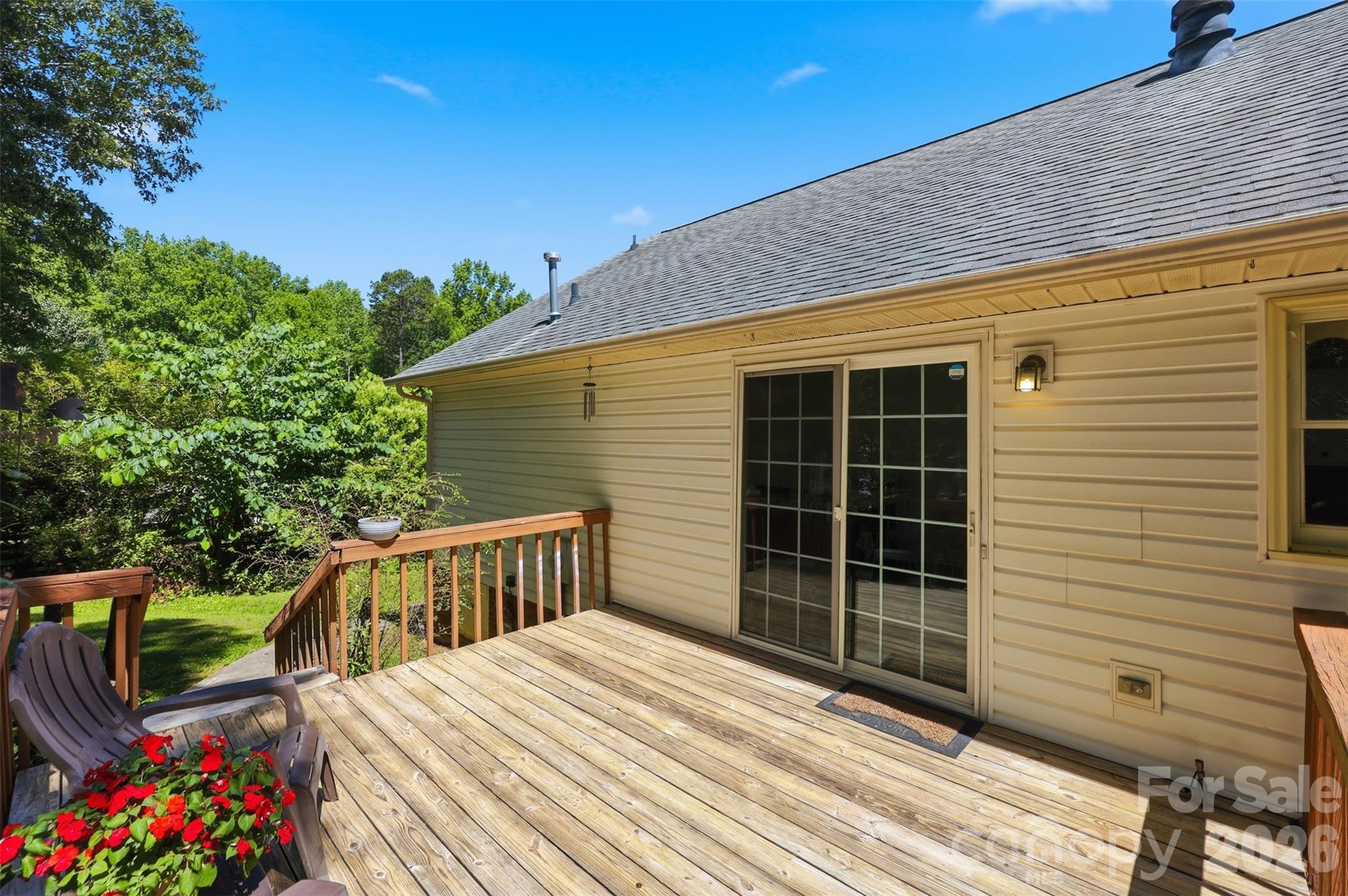 913 Pleasant Ridge Road — Fort Mill