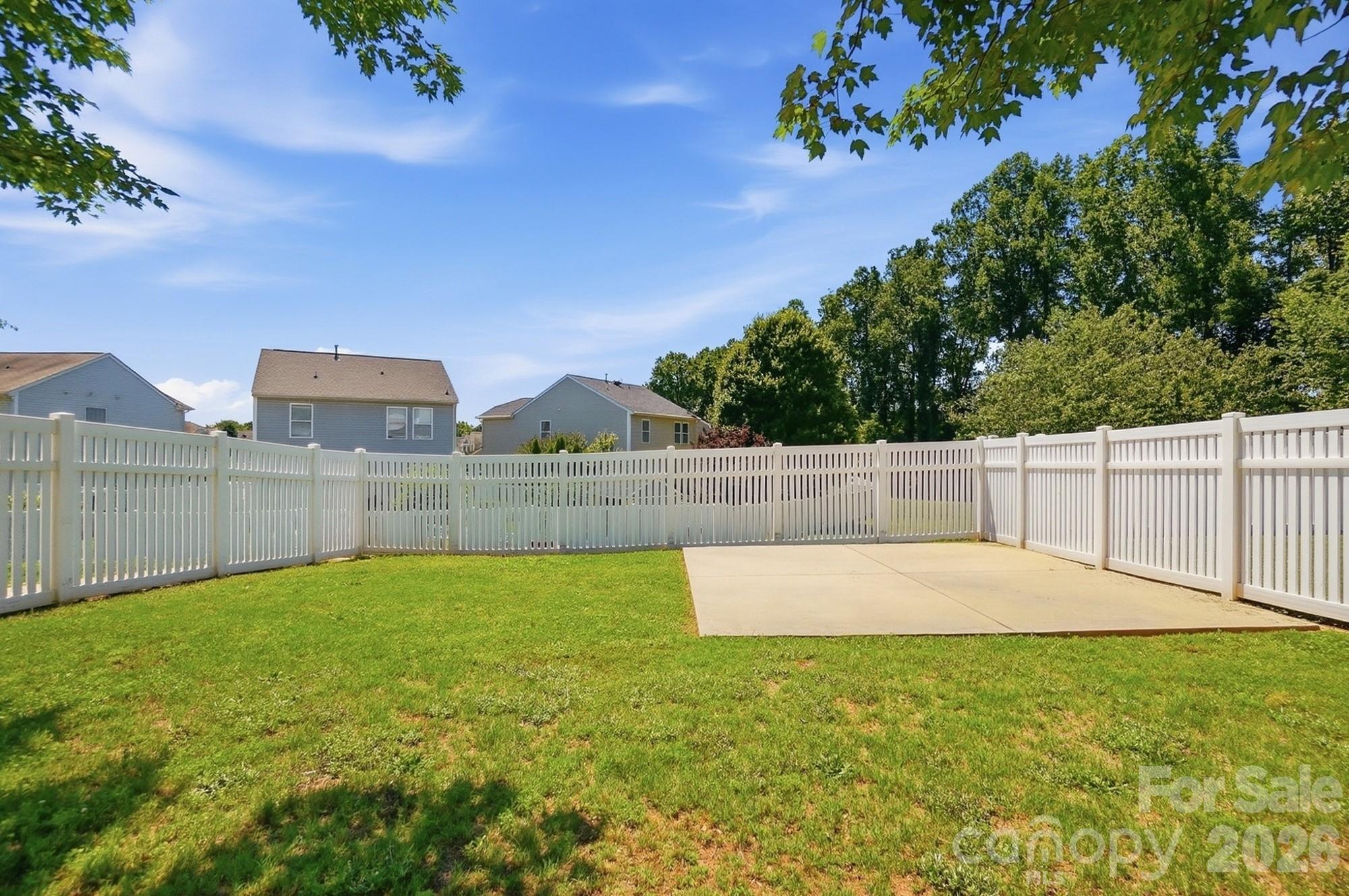 949 Willow Creek Drive — Gastonia