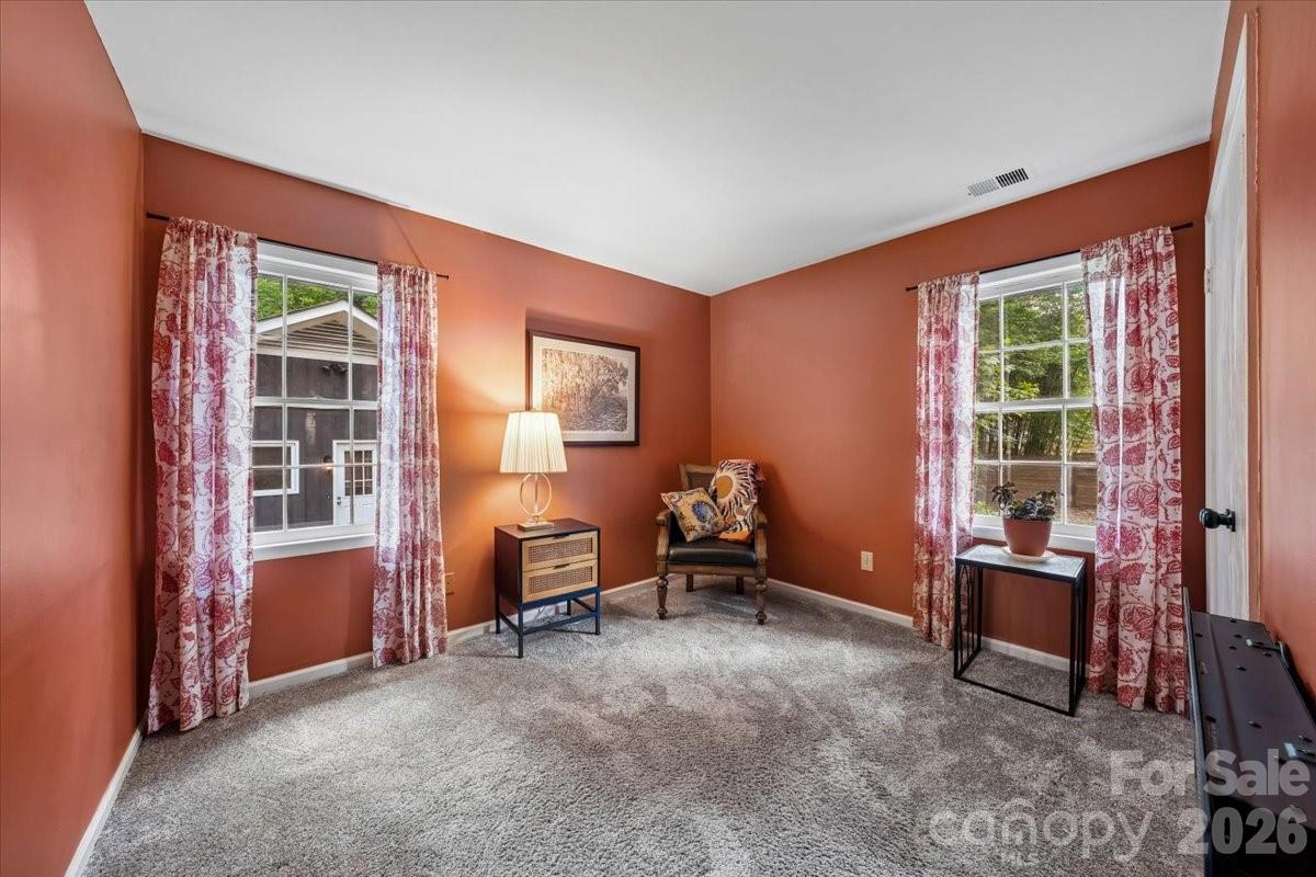 1005 Pinafore Drive — Charlotte