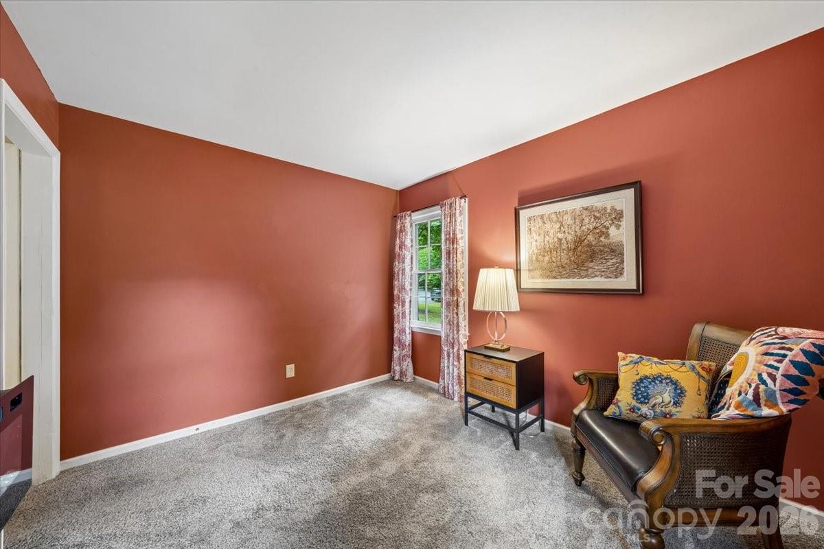 1005 Pinafore Drive — Charlotte