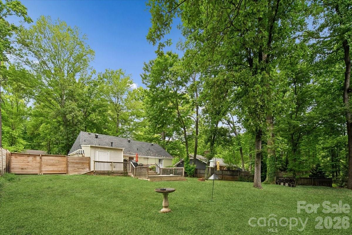 1005 Pinafore Drive — Charlotte