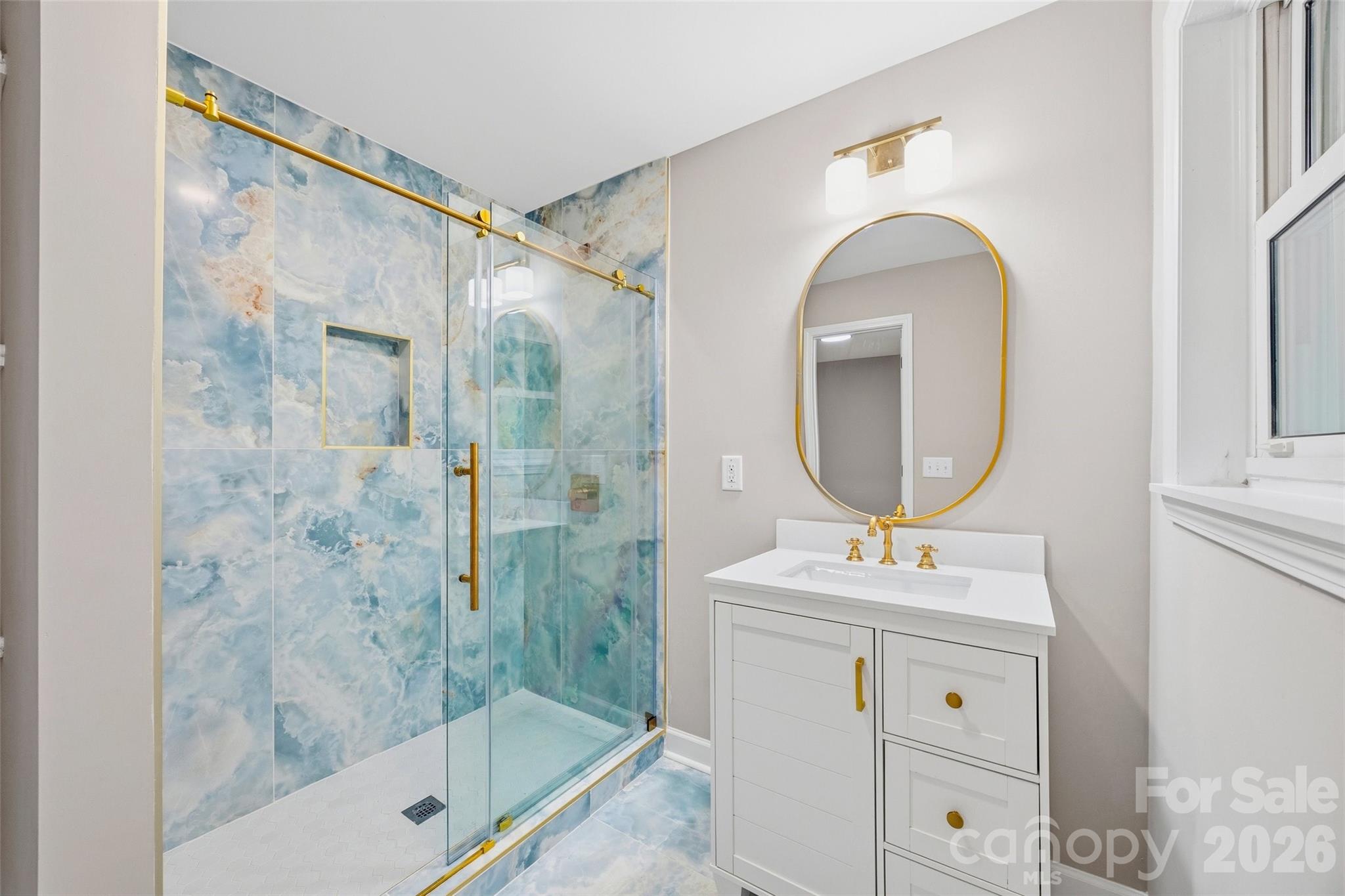 434 Sunnyside Drive SE — Concord
