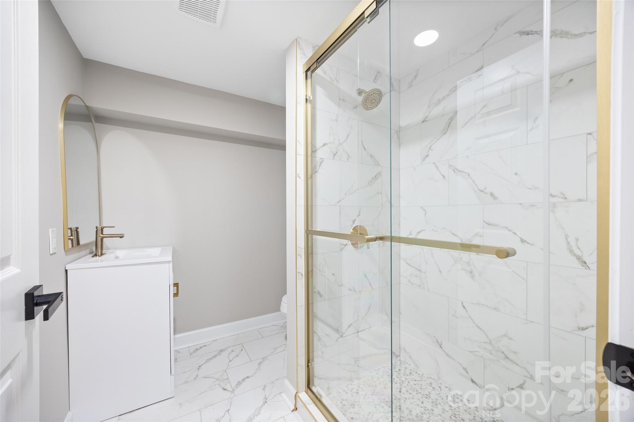 434 Sunnyside Drive SE — Concord