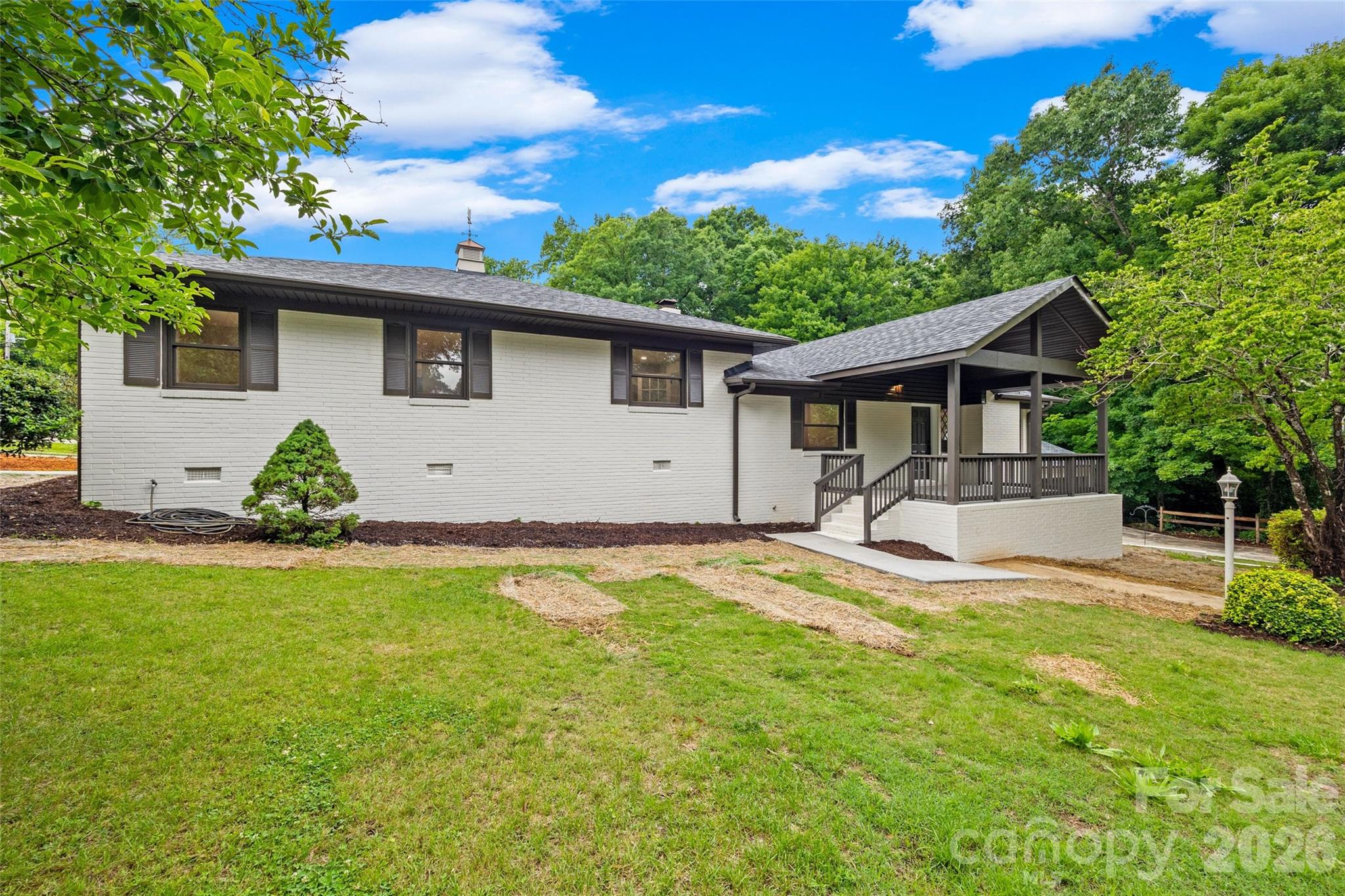 434 Sunnyside Drive SE — Concord