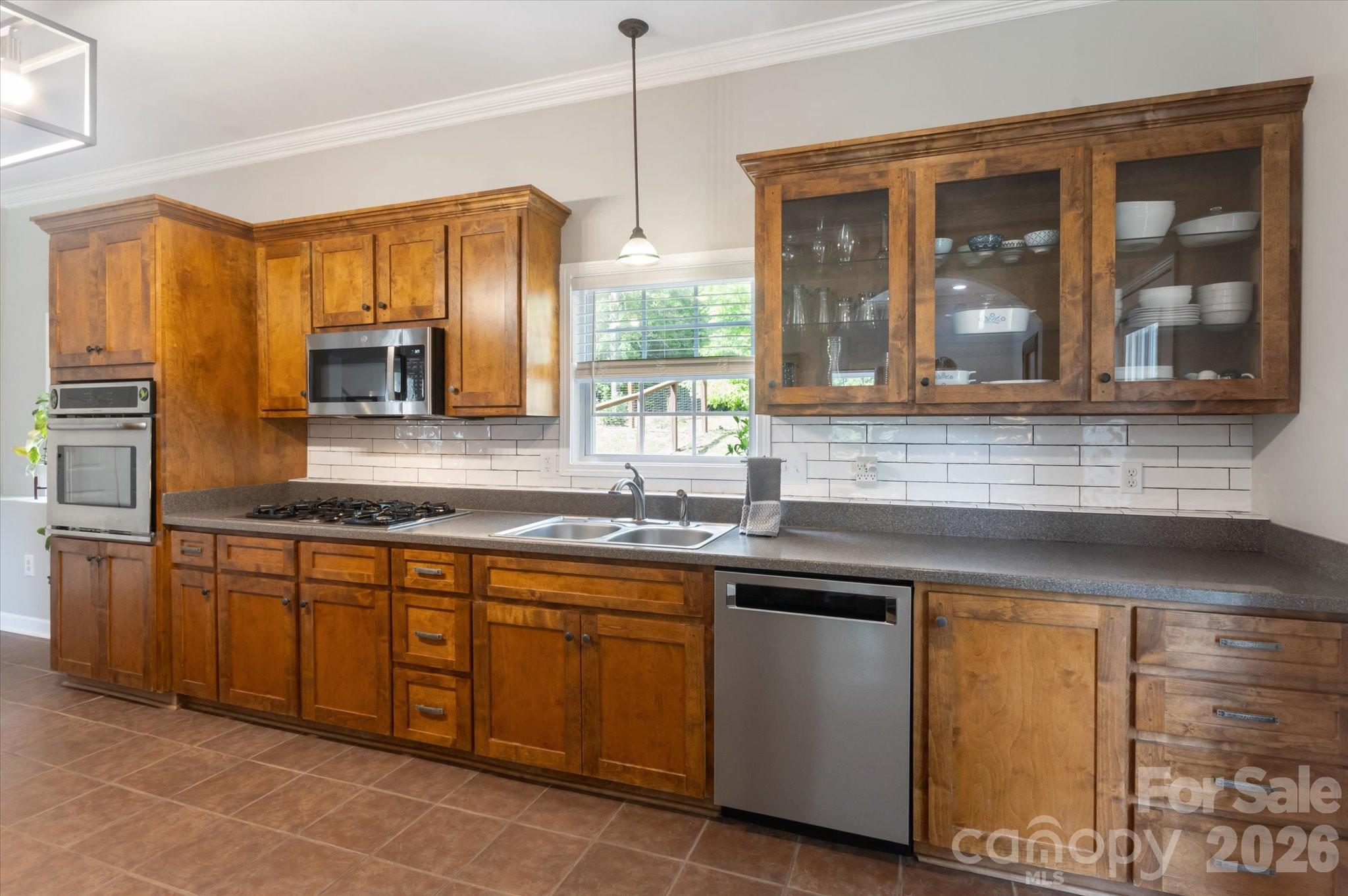 3860 Landrum Road — Columbus