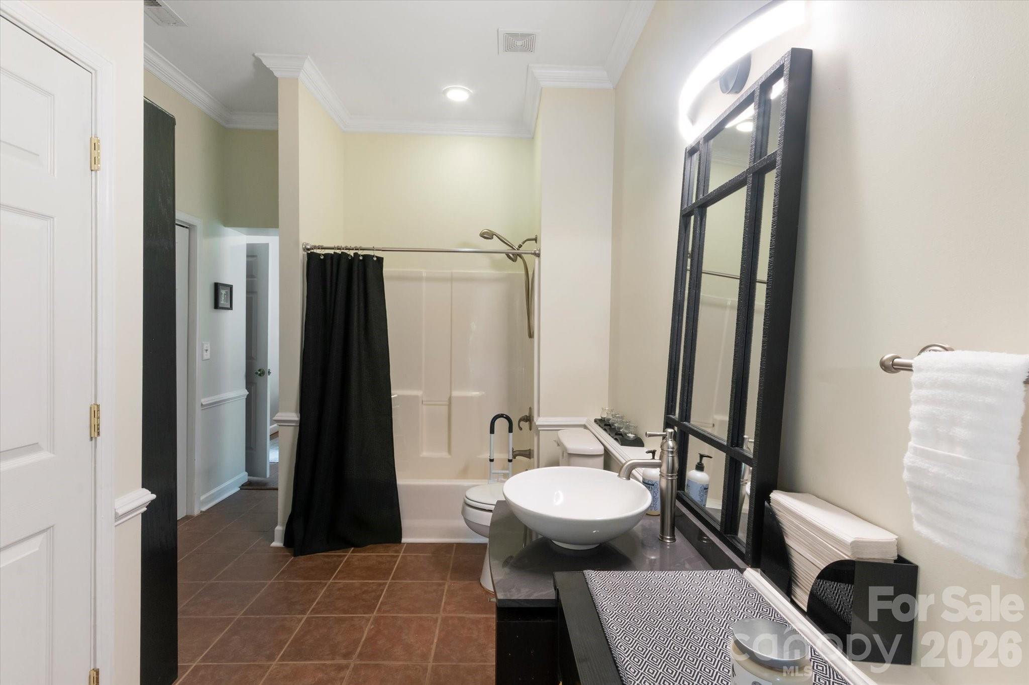 3860 Landrum Road — Columbus