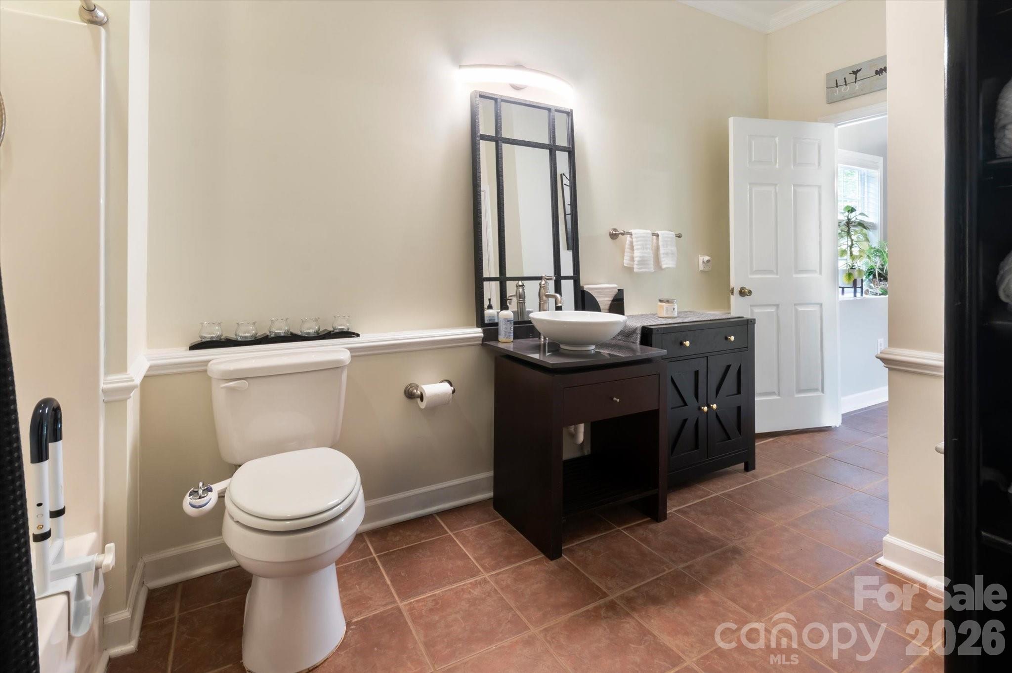 3860 Landrum Road — Columbus