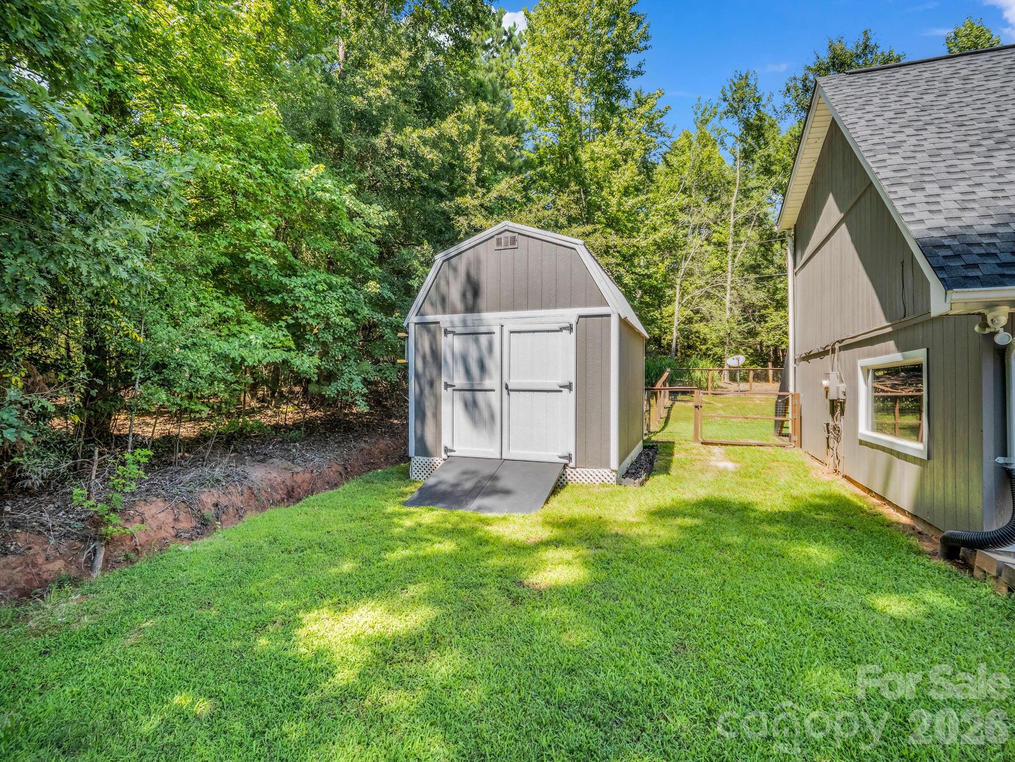 3860 Landrum Road — Columbus