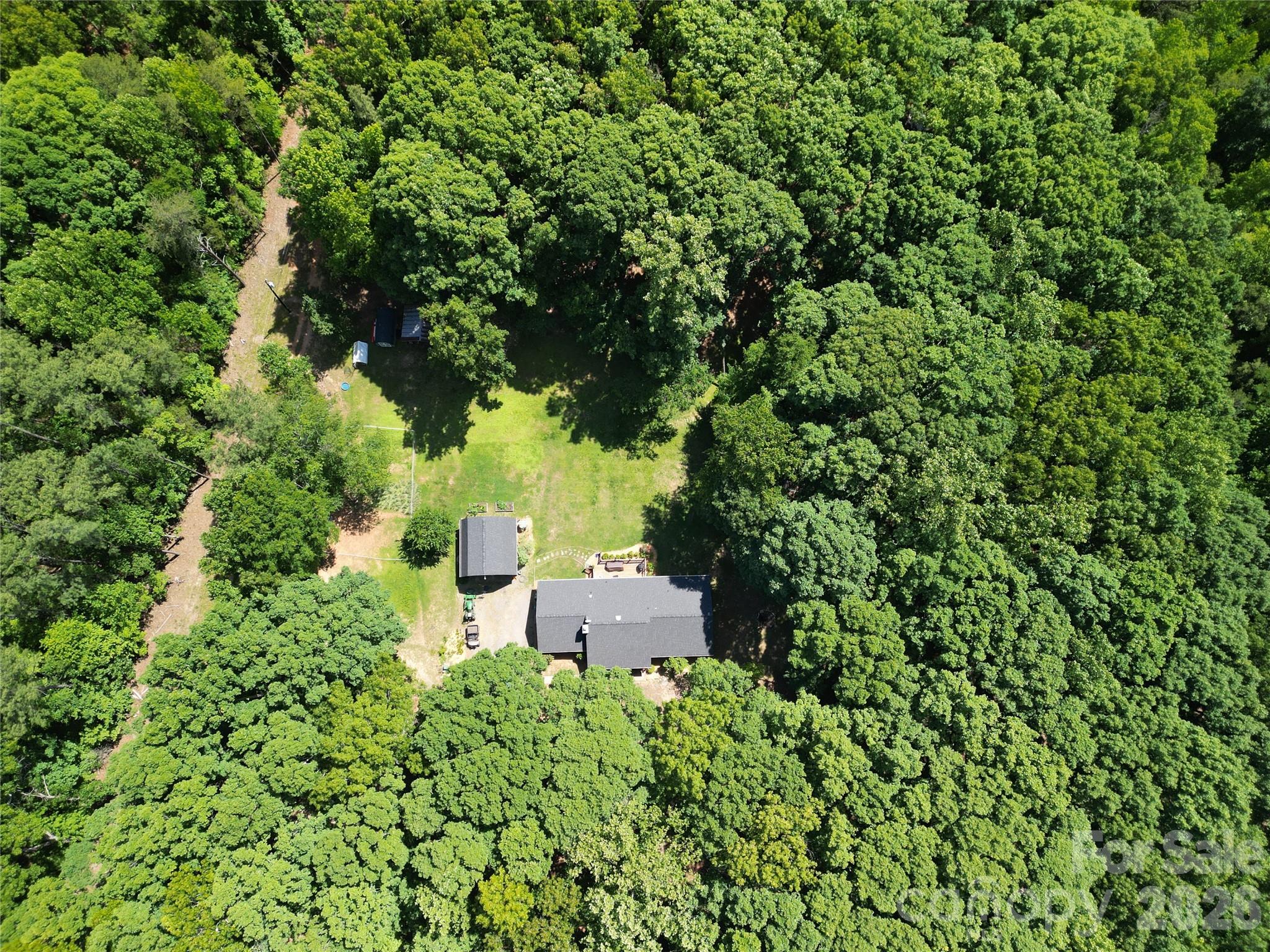 9309 N Pine Hill Lane — Charlotte