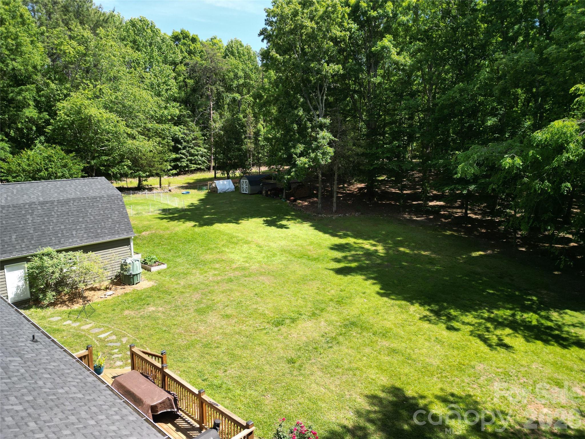 9309 N Pine Hill Lane — Charlotte