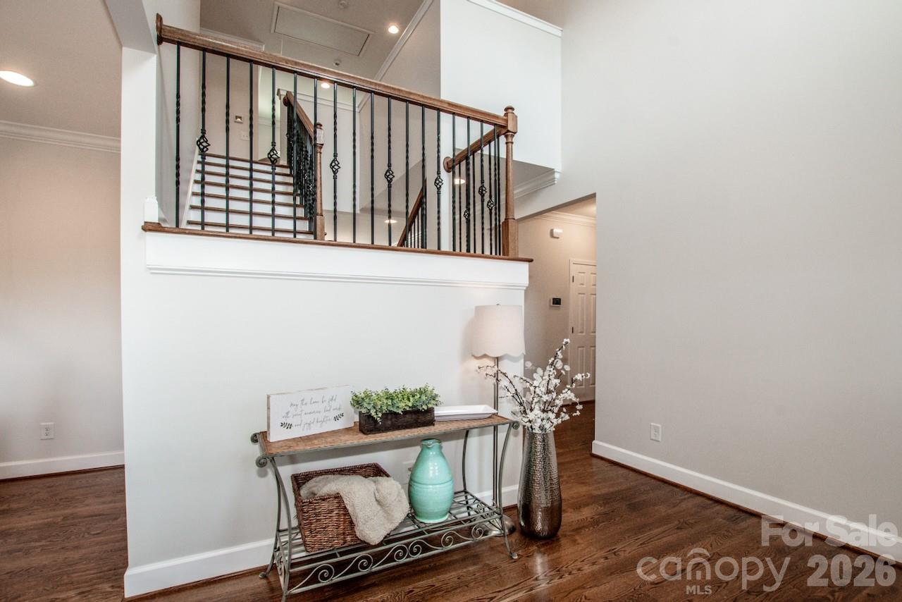 3211 Oakdale Road — Charlotte