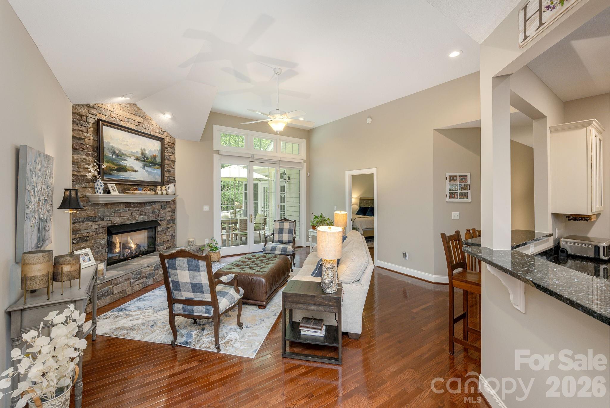 113 CHANCERY Court — Flat Rock