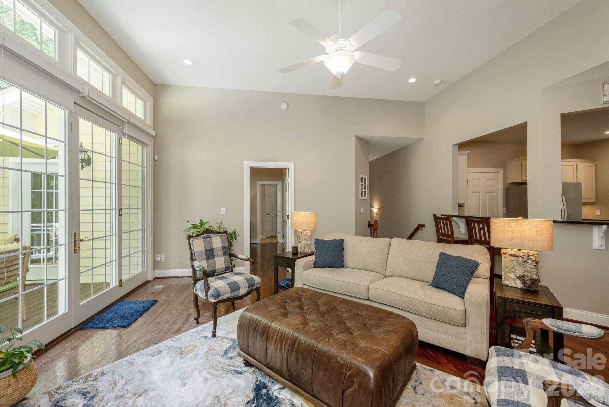 113 CHANCERY Court — Flat Rock