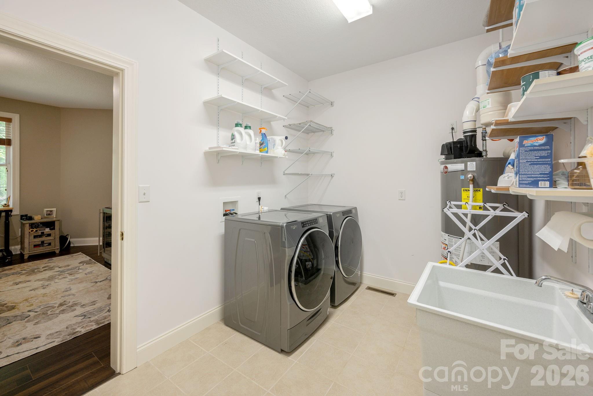 113 CHANCERY Court — Flat Rock