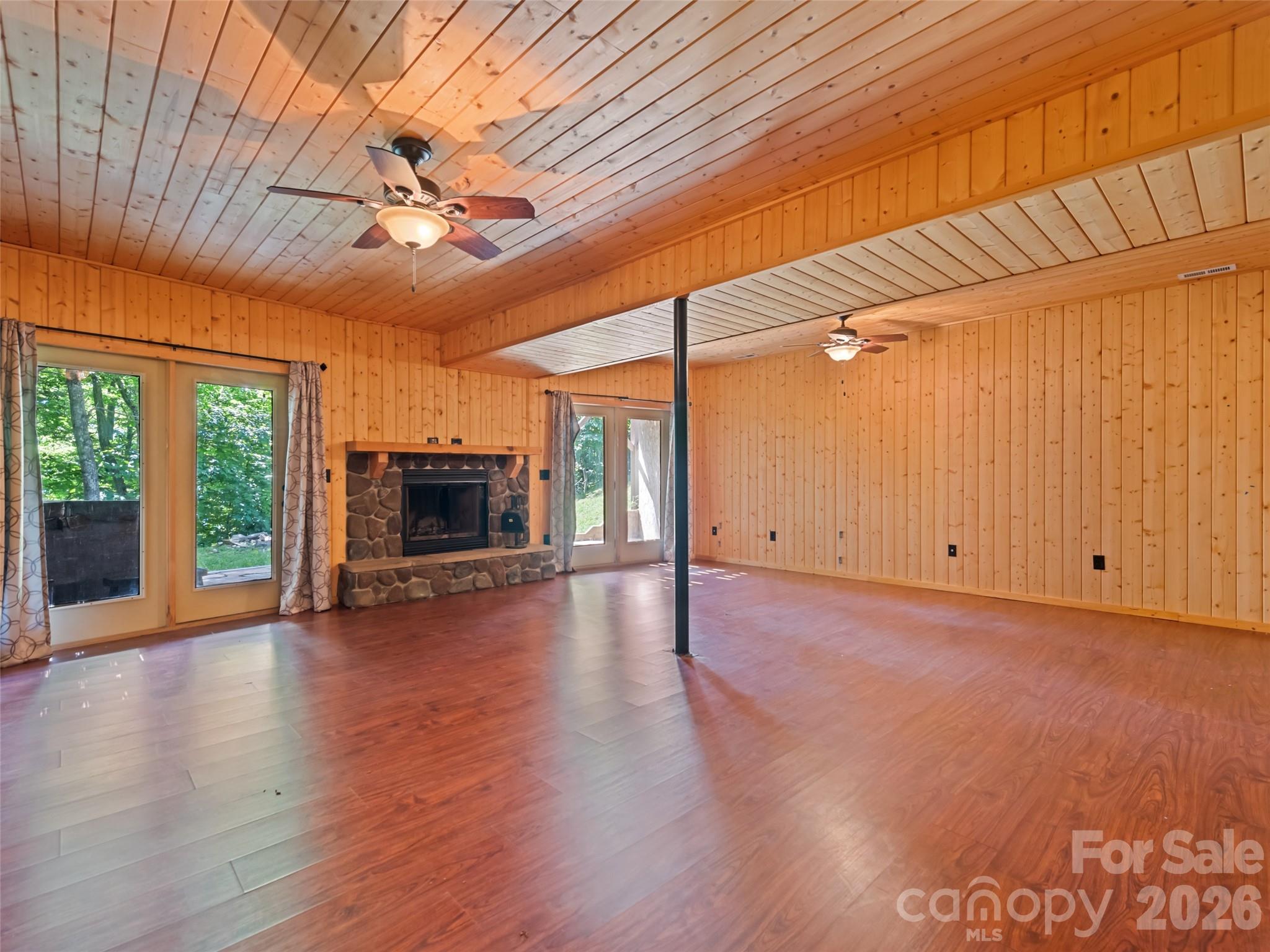 51 Stony Pond Lane — Canton
