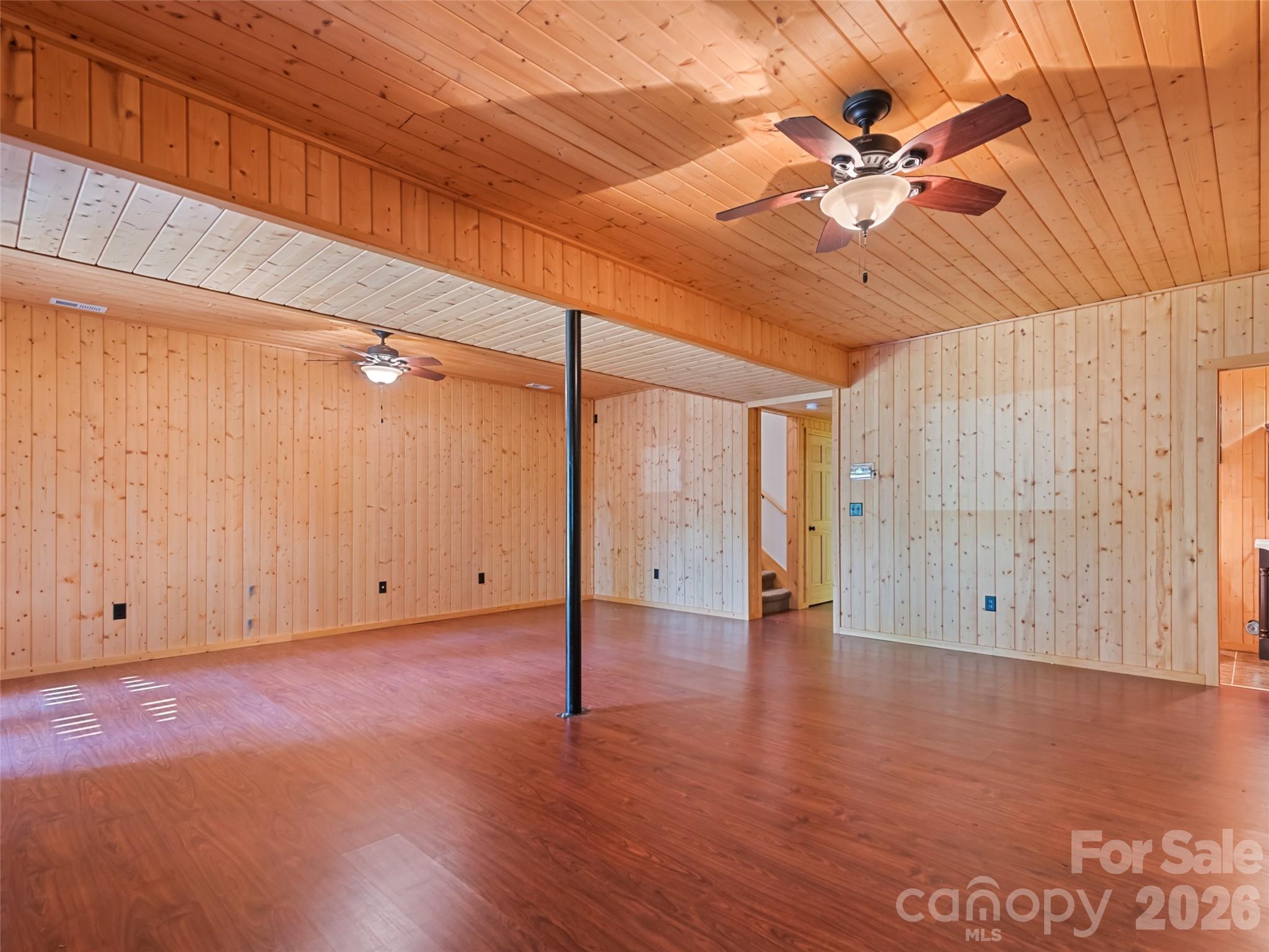 51 Stony Pond Lane — Canton