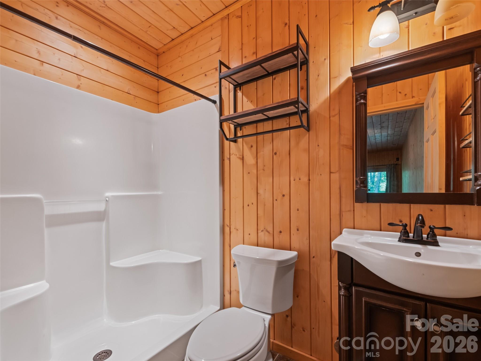 51 Stony Pond Lane — Canton