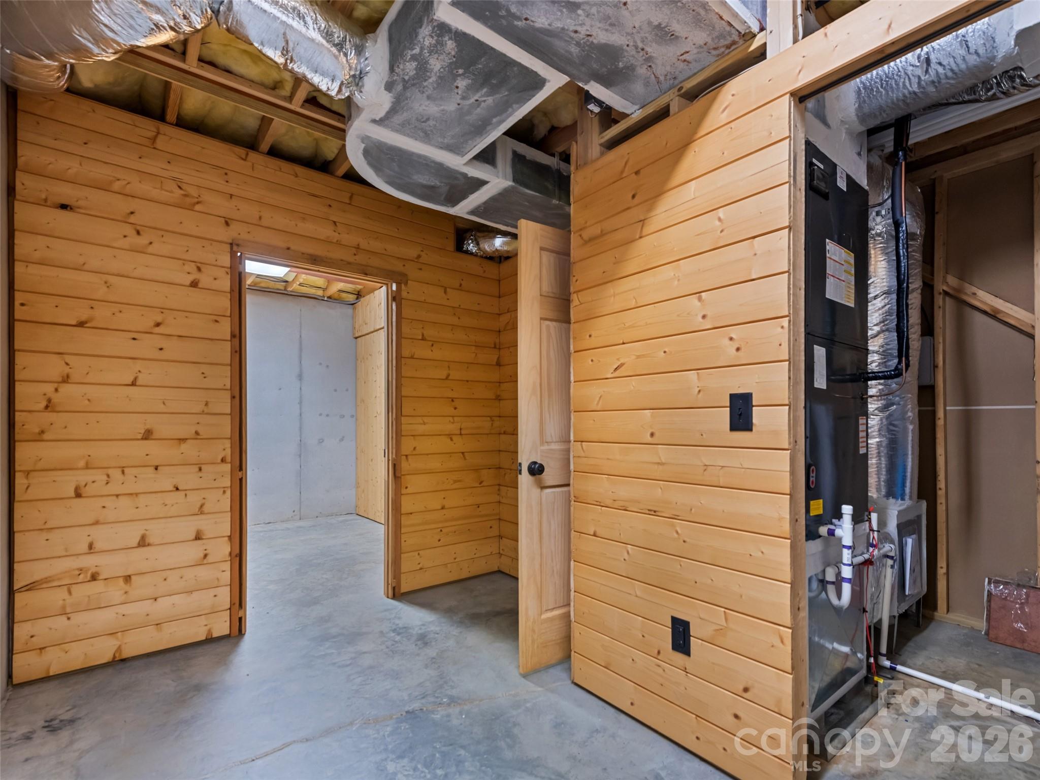 51 Stony Pond Lane — Canton