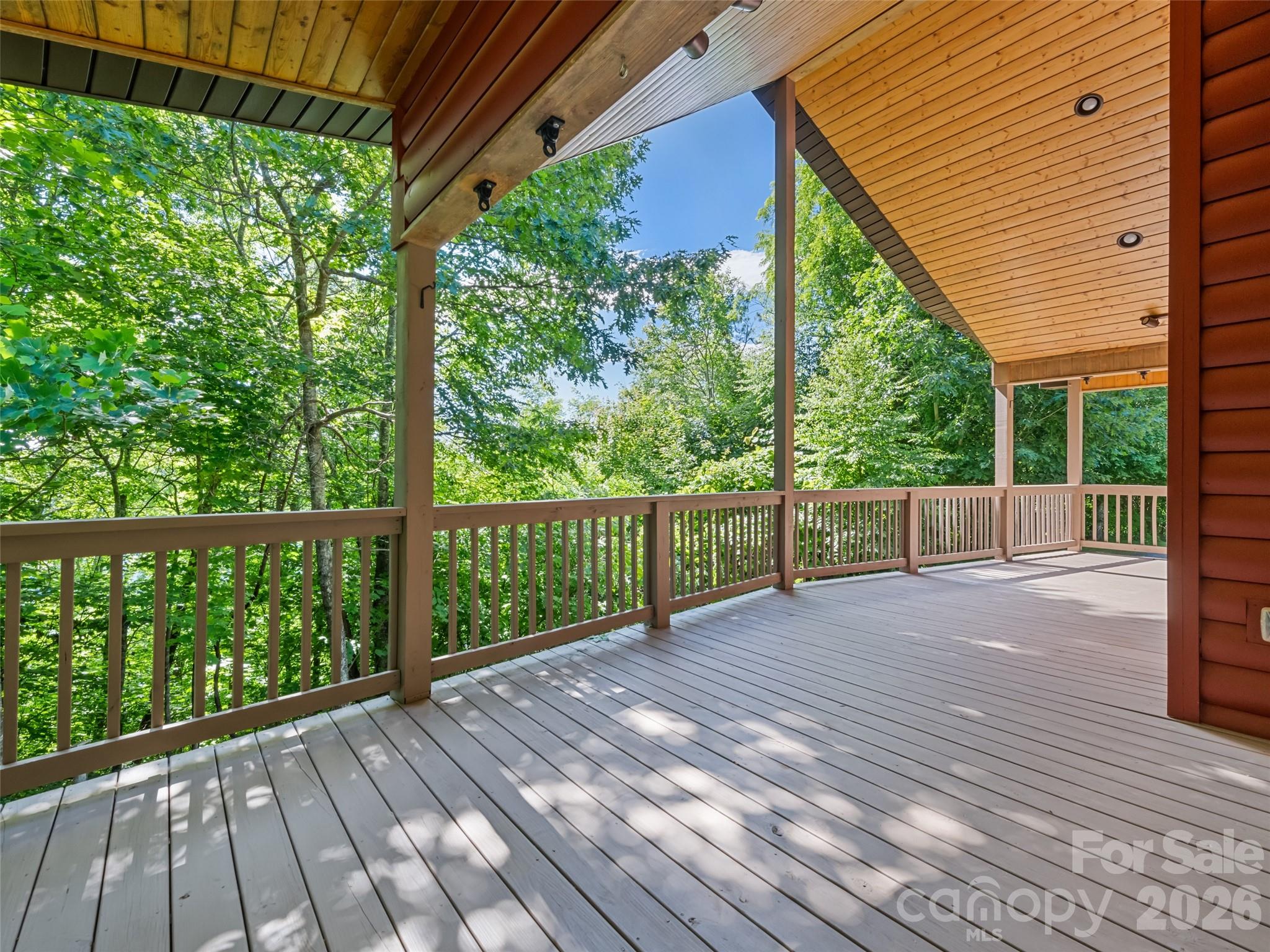 51 Stony Pond Lane — Canton