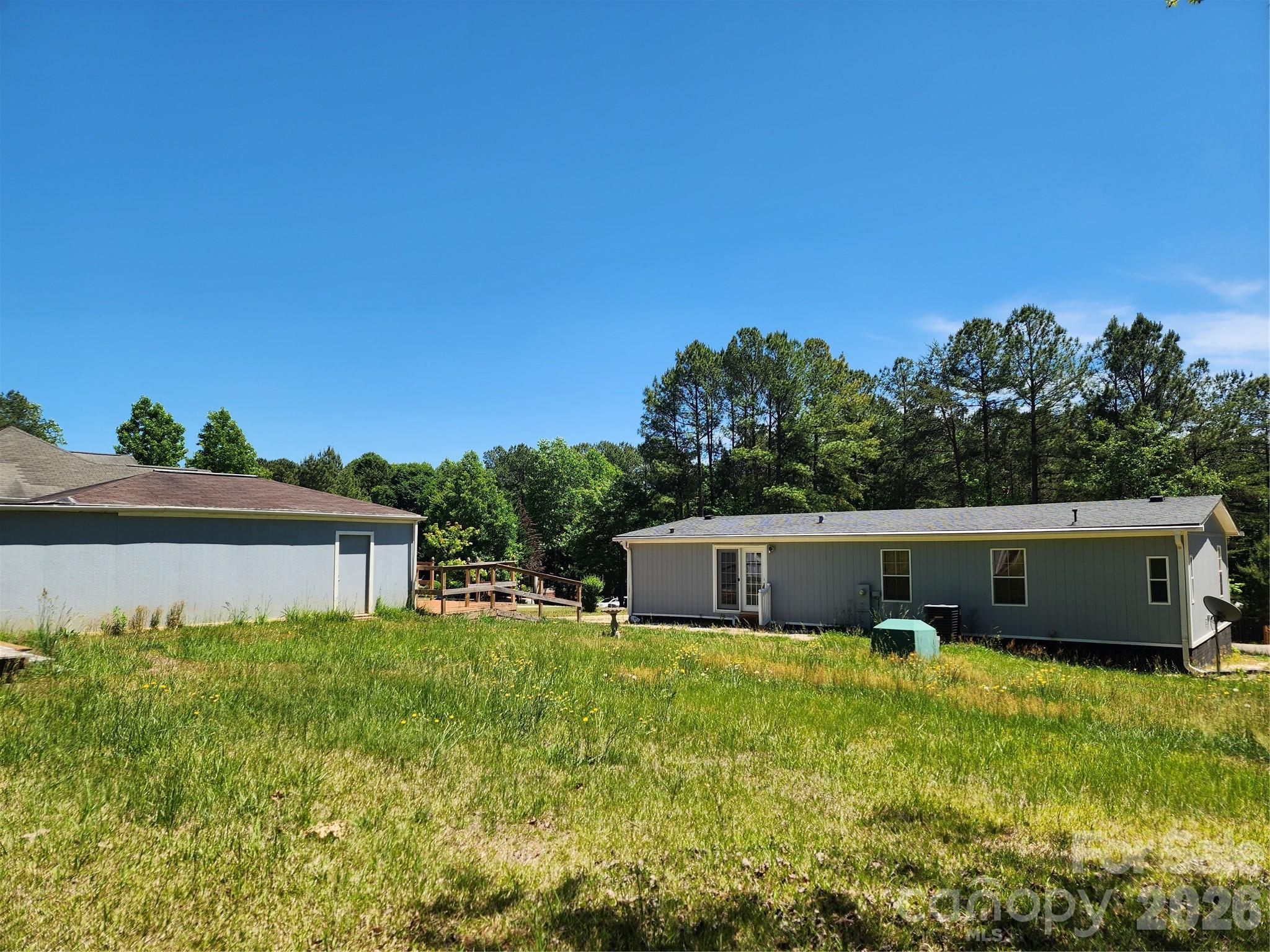 189 Brook Creek Drive — Troutman