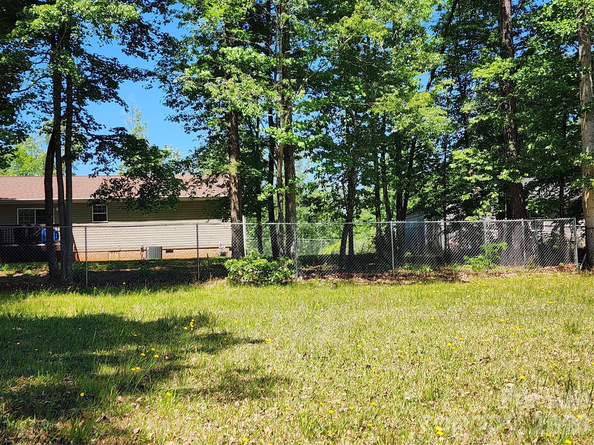 189 Brook Creek Drive — Troutman