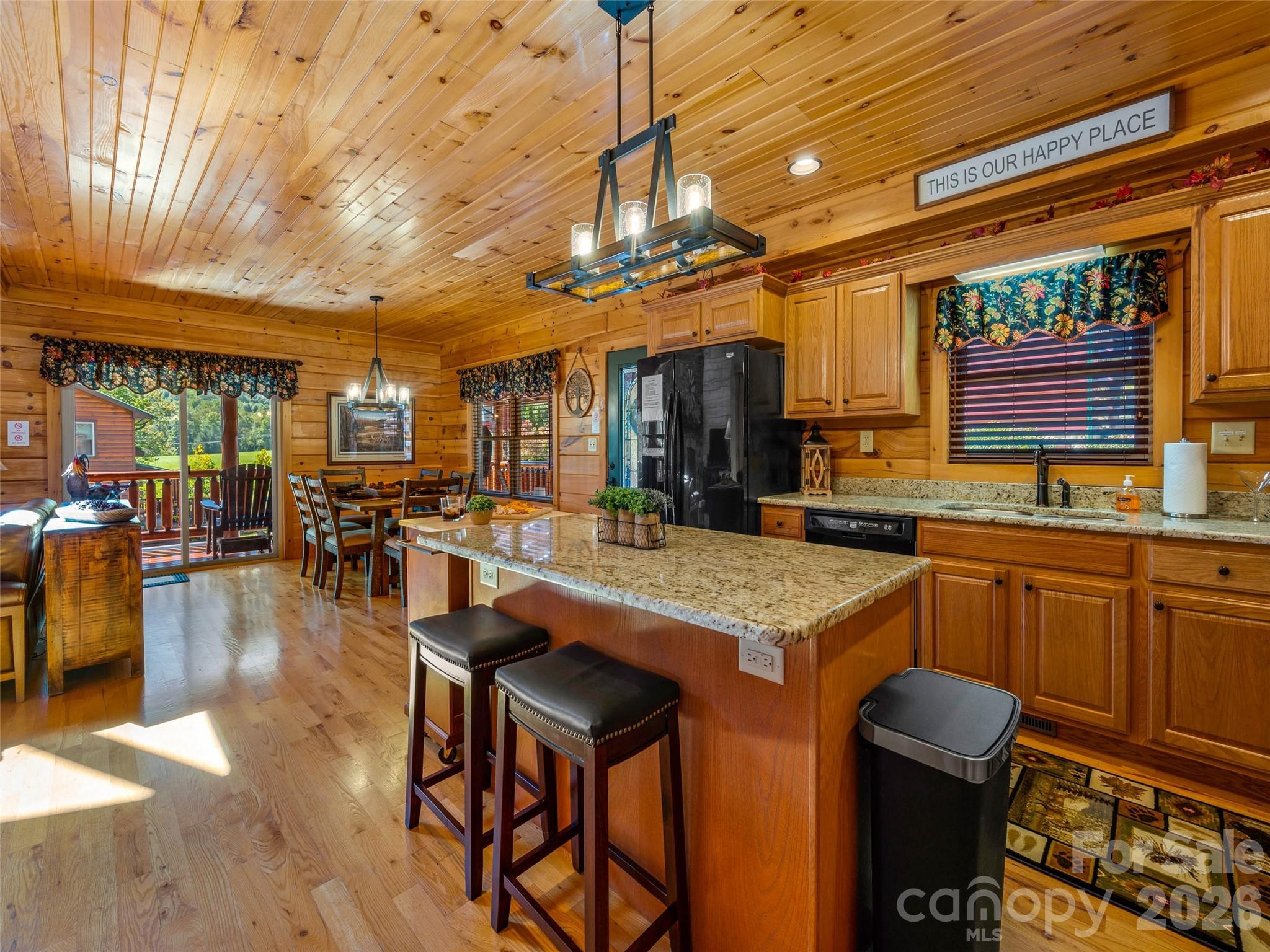 242 Panoramic Loop — Maggie Valley
