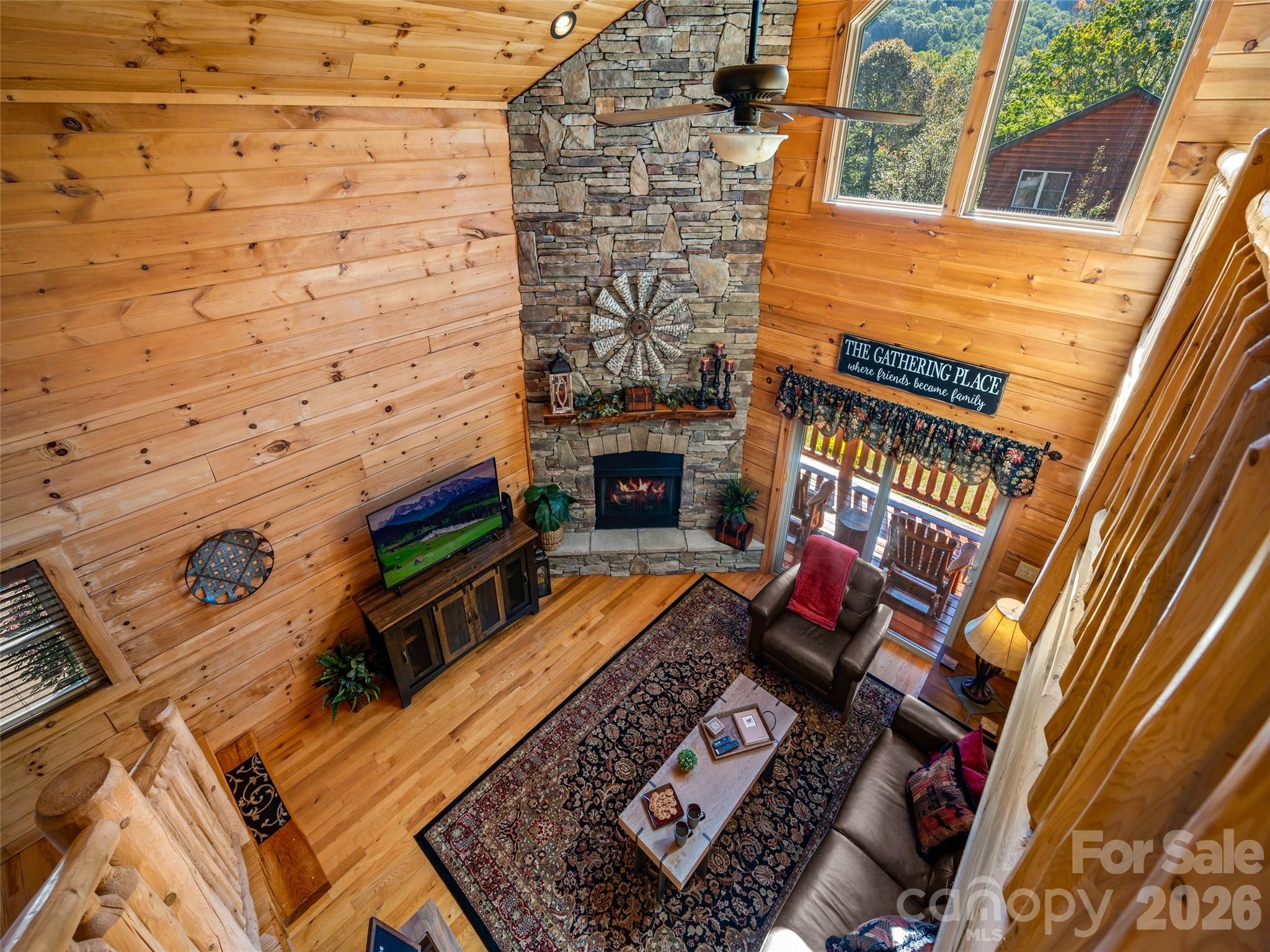 242 Panoramic Loop — Maggie Valley