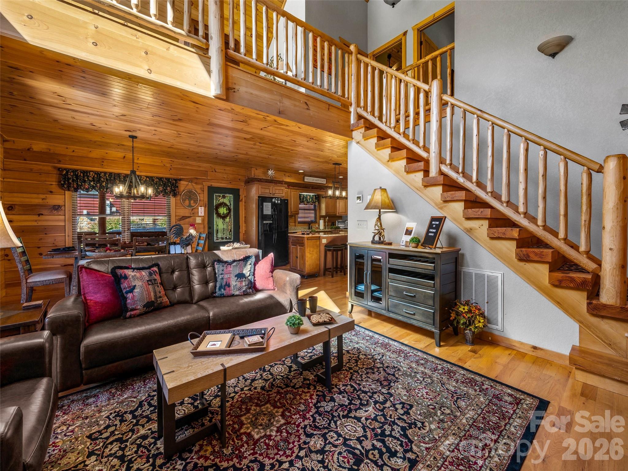 242 Panoramic Loop — Maggie Valley